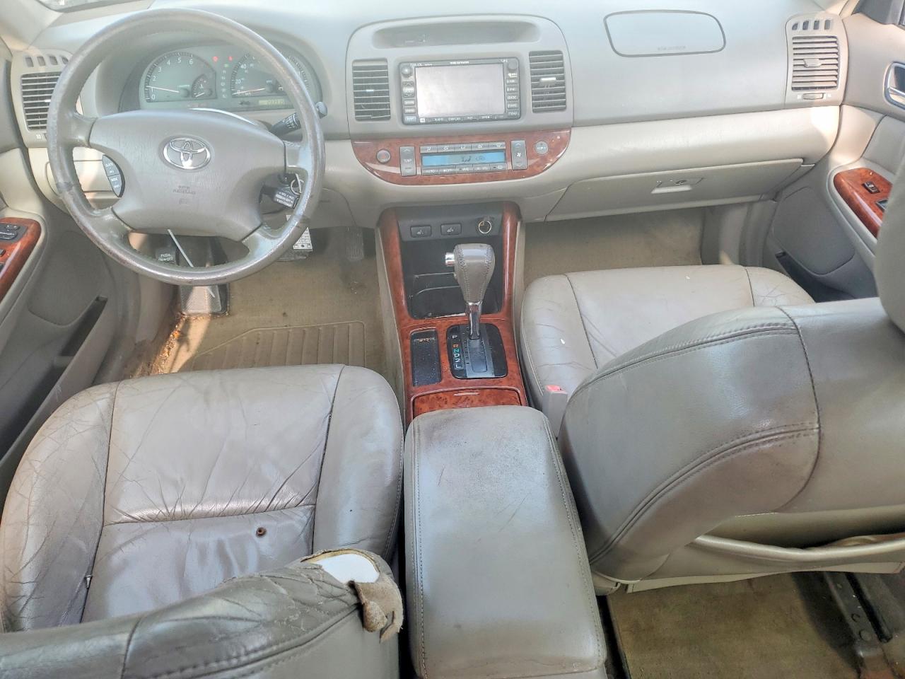 2002 Toyota Camry Xle V6 Gold vin: 4T1BF30K42U503094