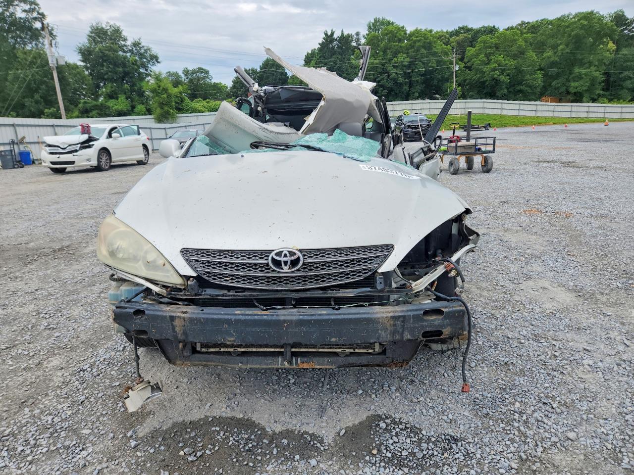 2003 Toyota Camry Xle V6 Silver vin: 4T1BF30K43U558694