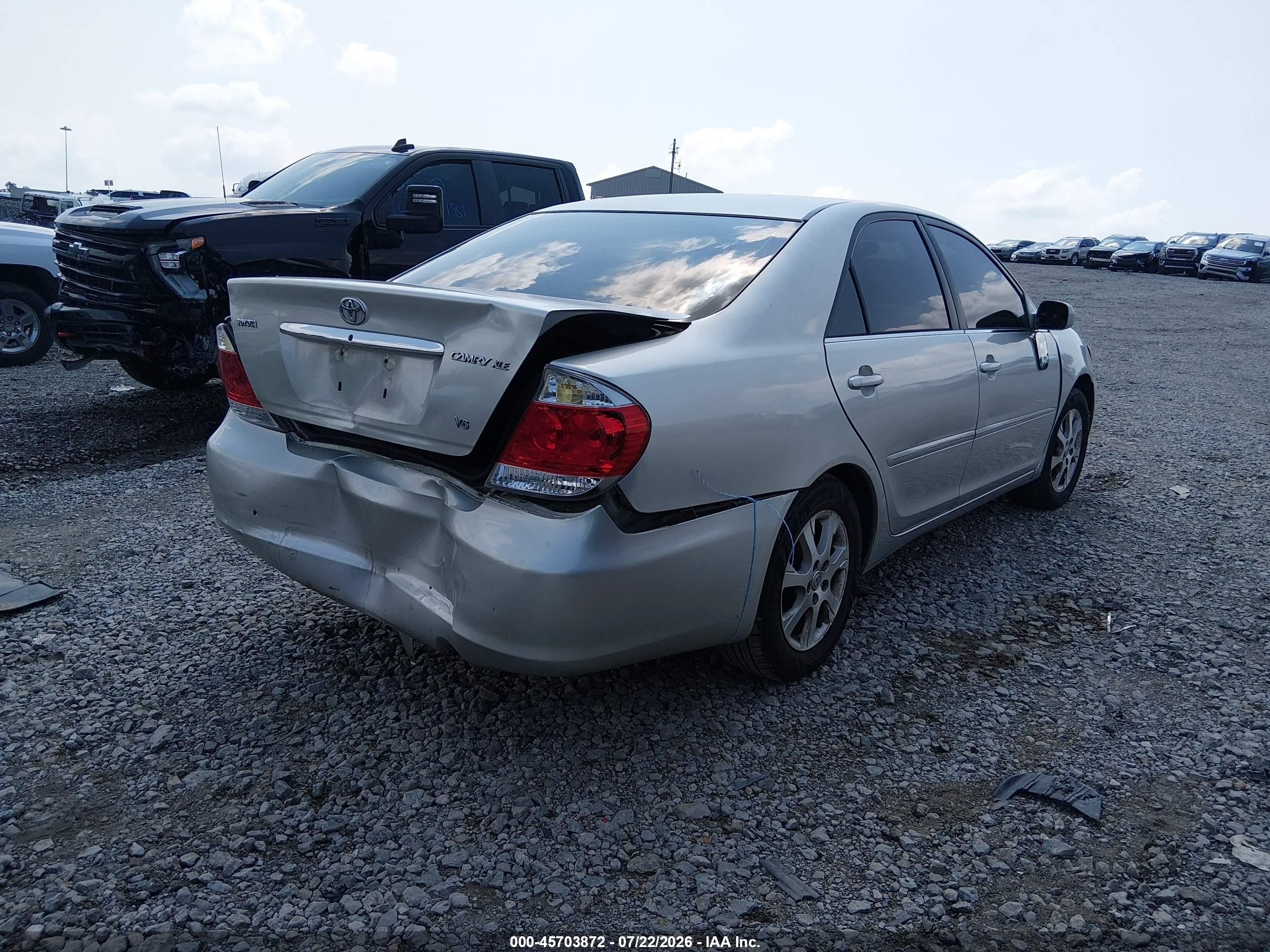 2005 Toyota Camry Xle V6 Silver vin: 4T1BF30K45U086175