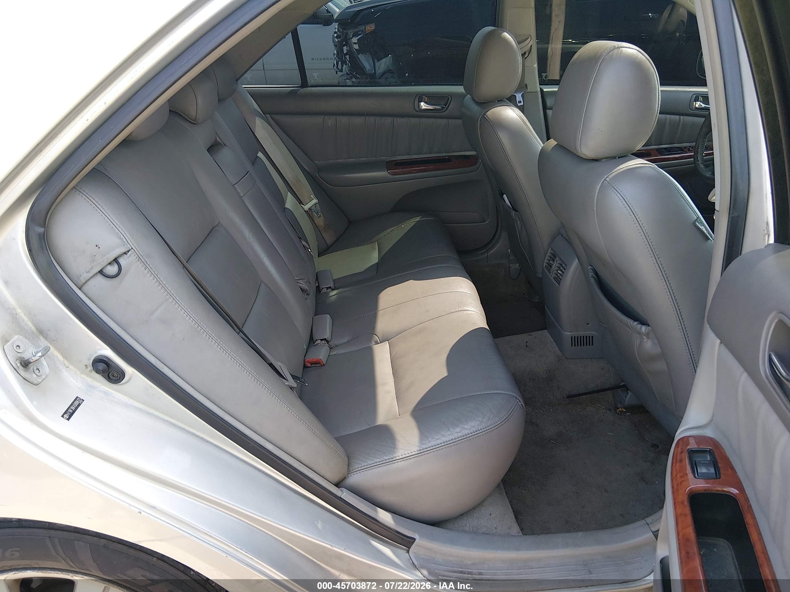2005 Toyota Camry Xle V6 Silver vin: 4T1BF30K45U086175