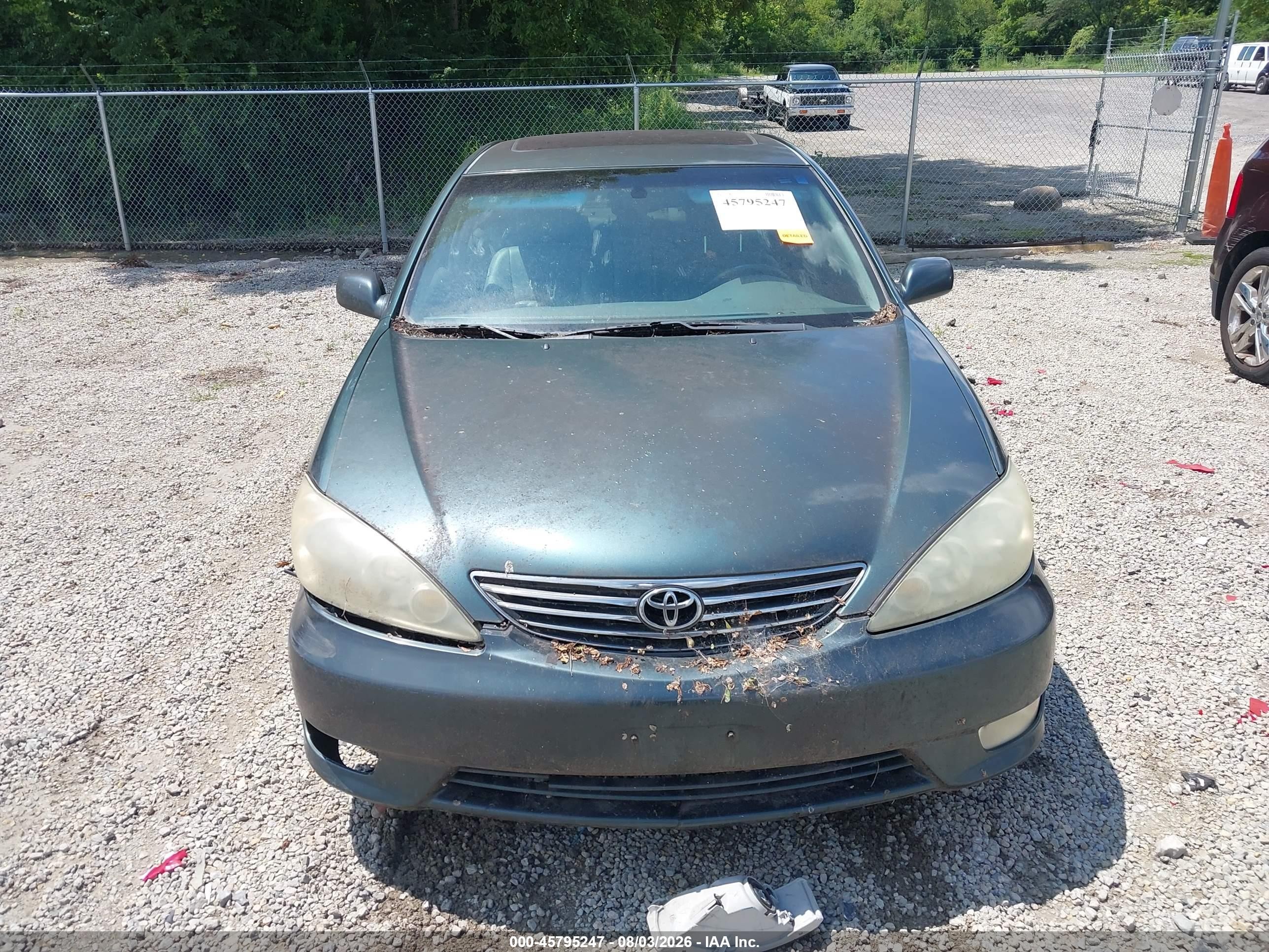 2005 Toyota Camry Xle V6 Зеленый vin: 4T1BF30K45U095216