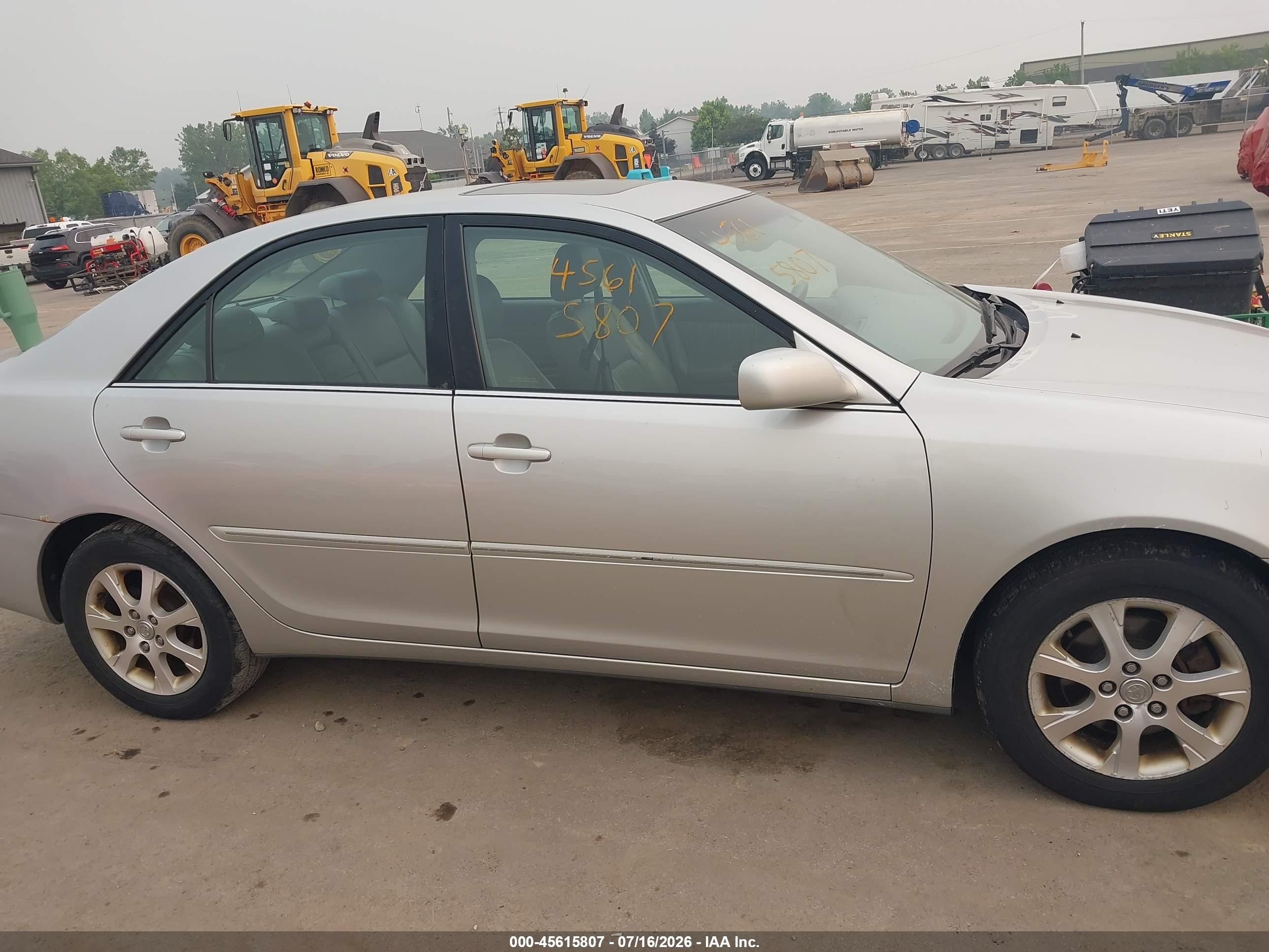 2005 Toyota Camry Xle V6 Серый vin: 4T1BF30K45U619075