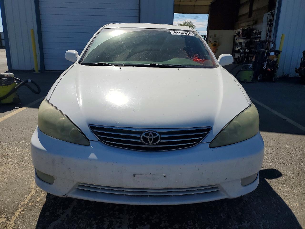 2006 Toyota Camry Белый vin: 4T1BF30K46U629266