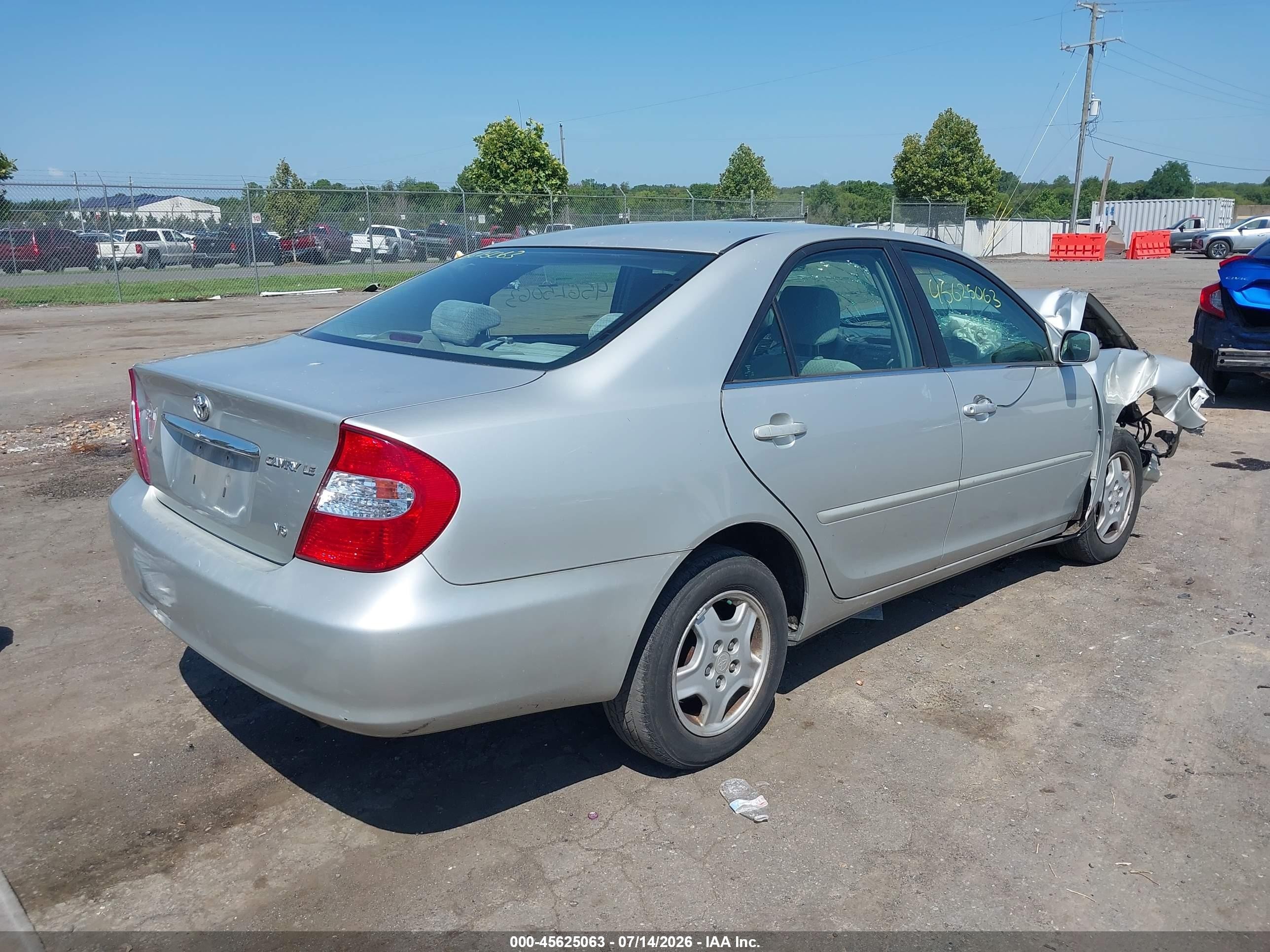 2003 Toyota Camry Le V6 Silver vin: 4T1BF30K53U042778