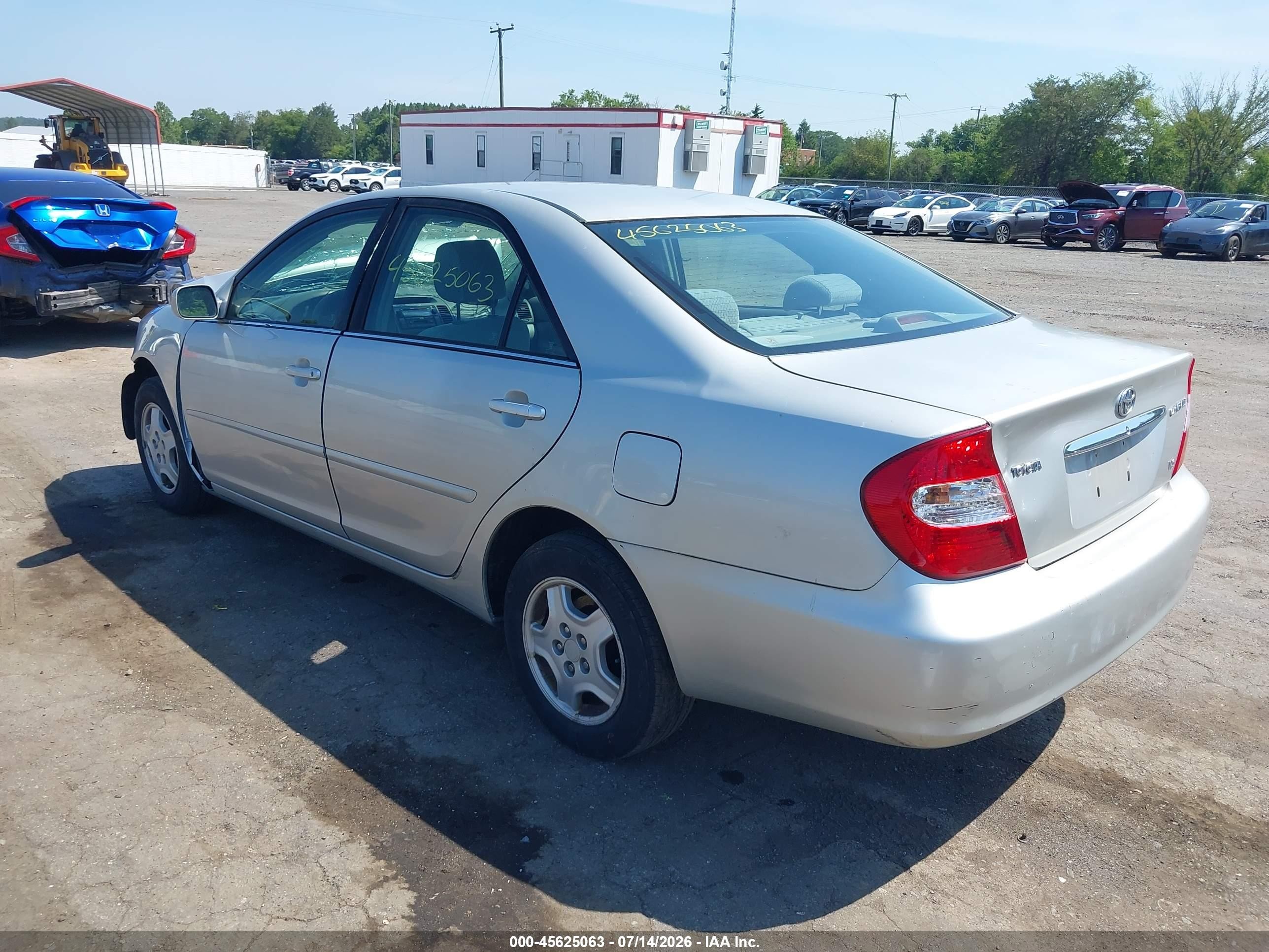 2003 Toyota Camry Le V6 Silver vin: 4T1BF30K53U042778