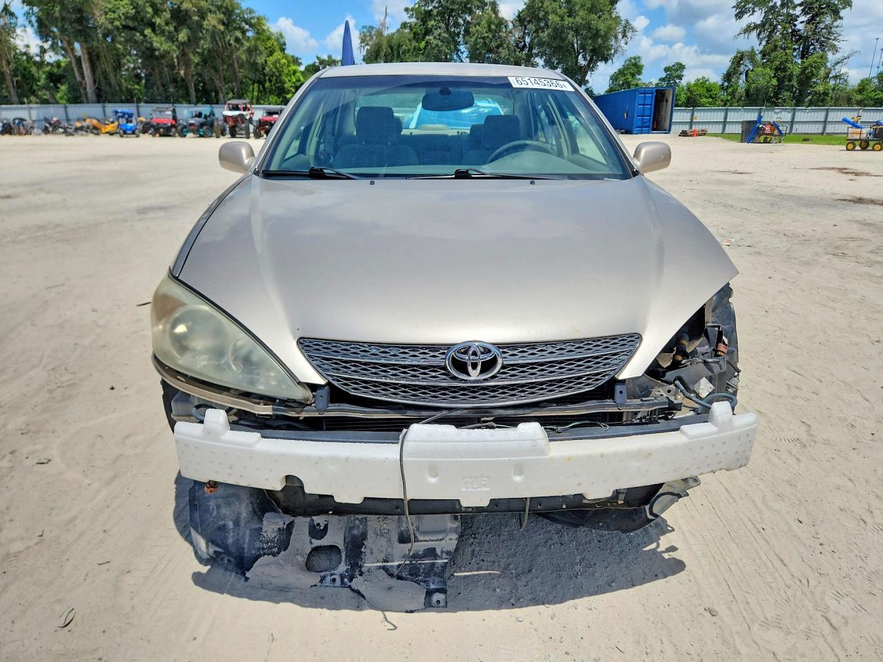 2004 Toyota Camry Le V6 Tan vin: 4T1BF30K54U584982
