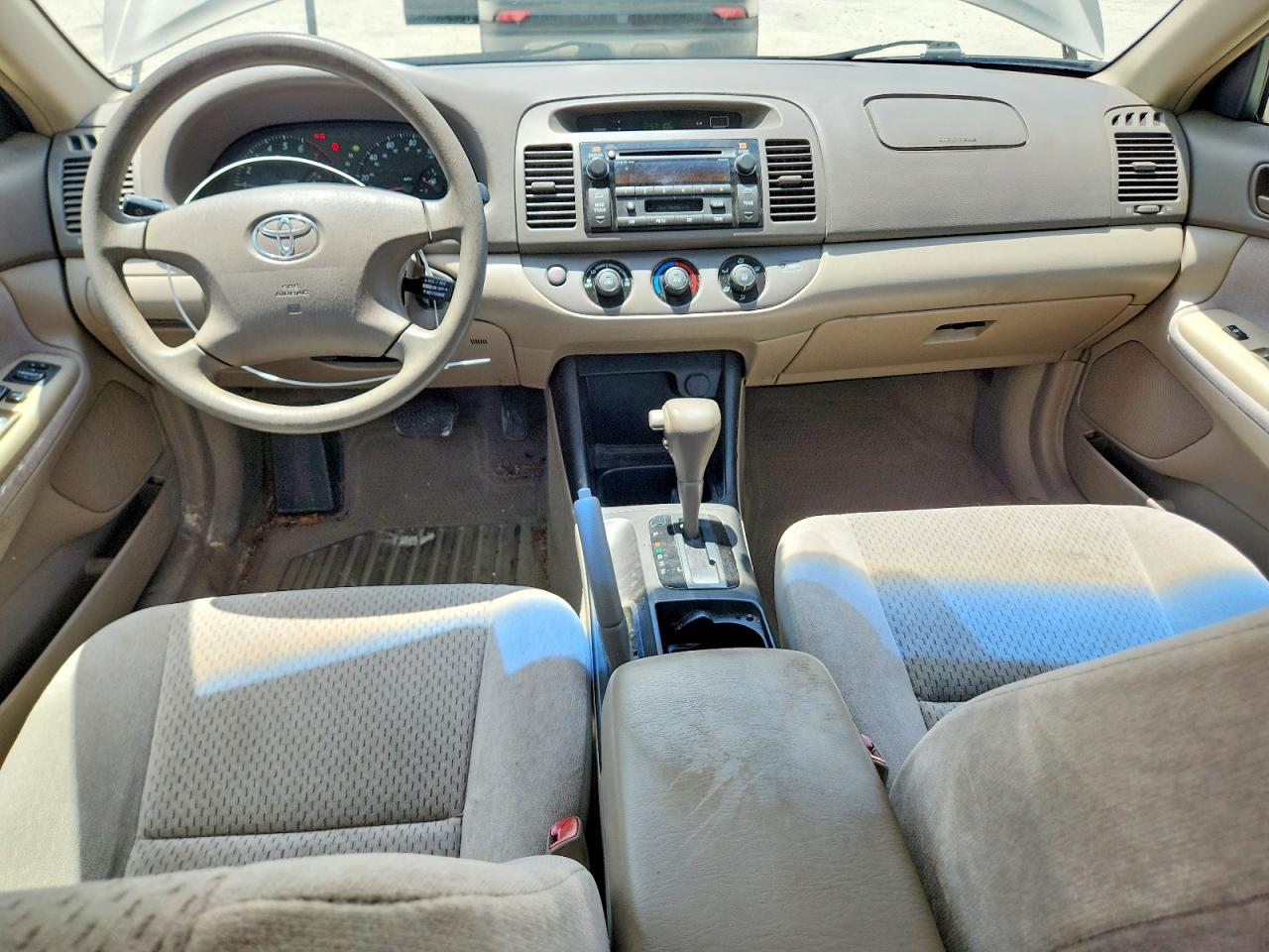 2004 Toyota Camry Le V6 Tan vin: 4T1BF30K54U584982