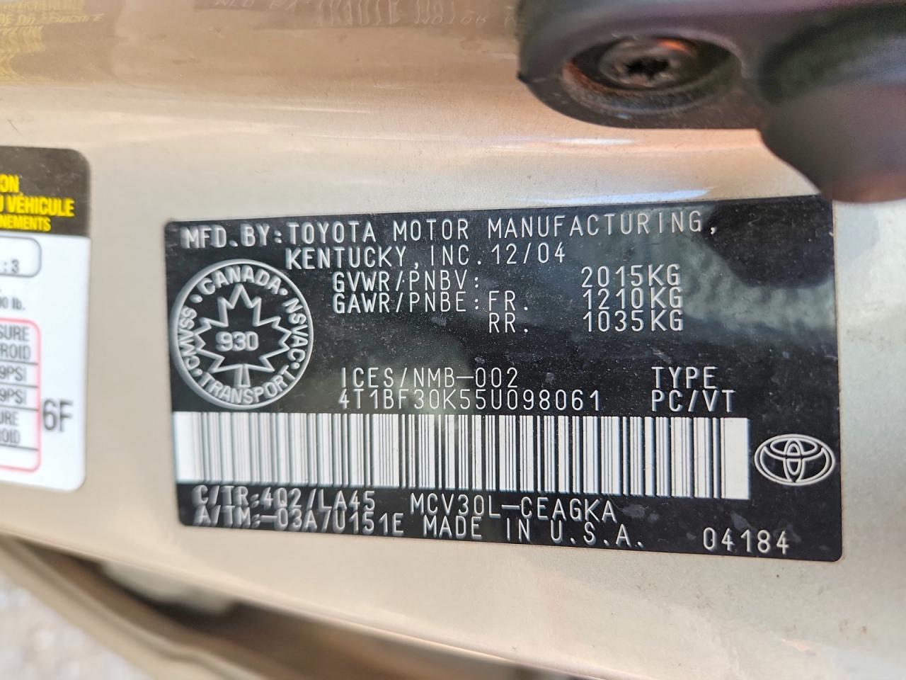 2005 Toyota Camry Le V6 Gold vin: 4T1BF30K55U098061