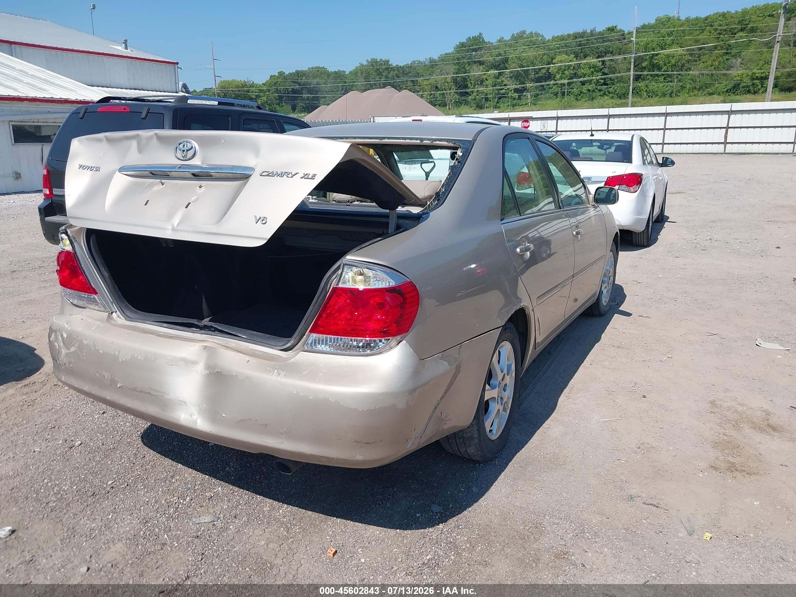 2005 Toyota Camry Xle V6 Tan vin: 4T1BF30K55U100925