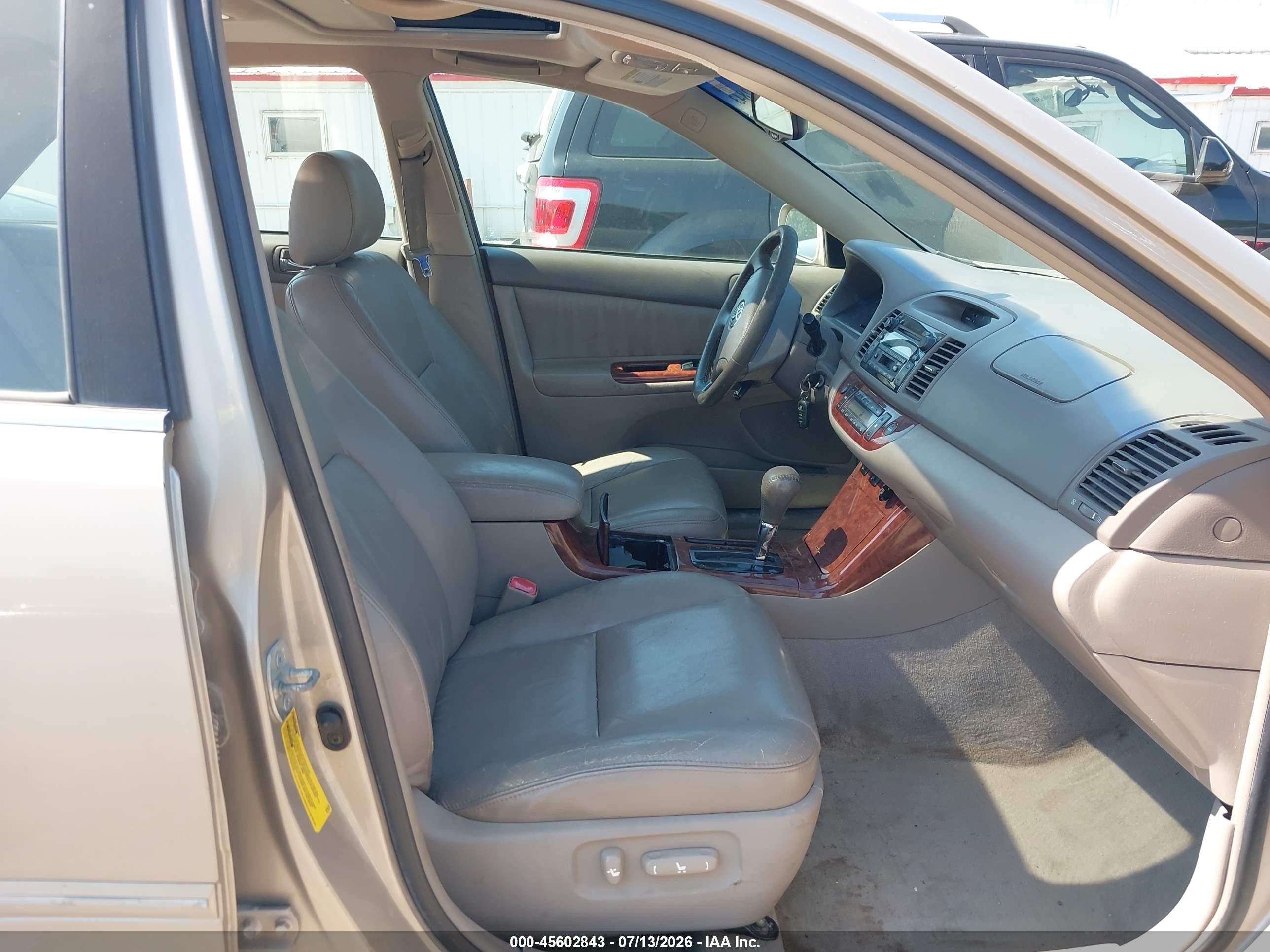 2005 Toyota Camry Xle V6 Tan vin: 4T1BF30K55U100925