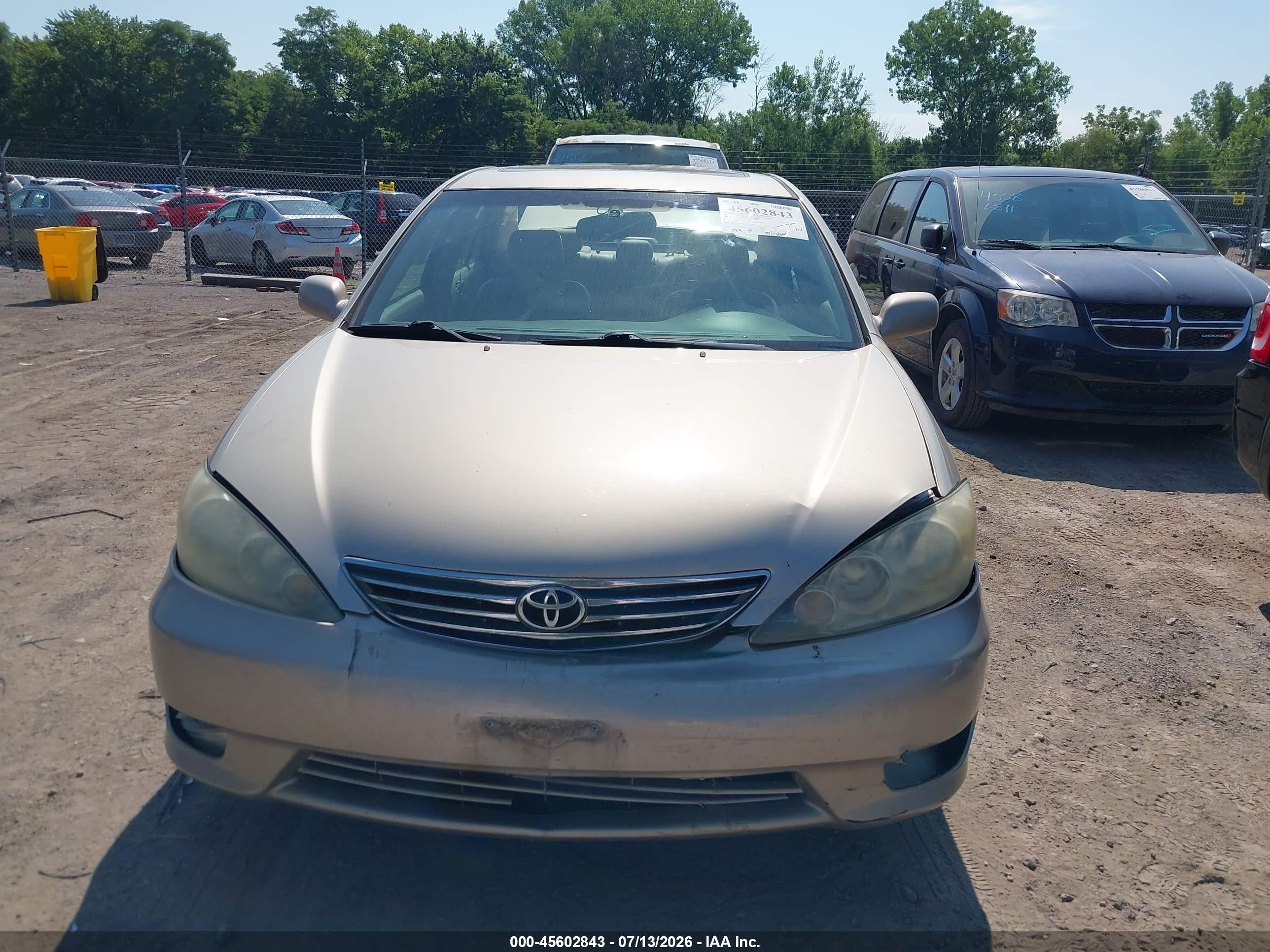 2005 Toyota Camry Xle V6 Tan vin: 4T1BF30K55U100925