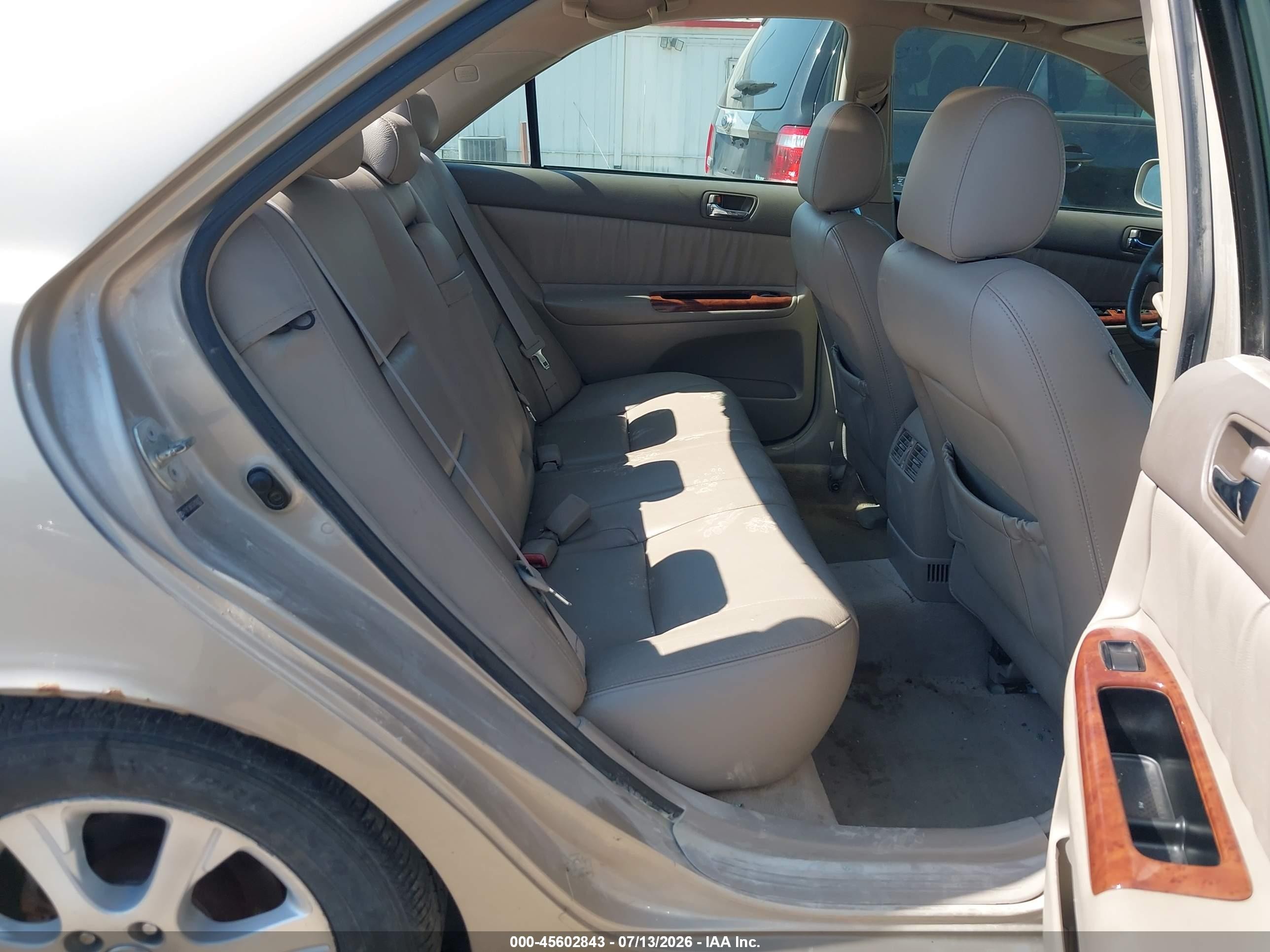 2005 Toyota Camry Xle V6 Tan vin: 4T1BF30K55U100925