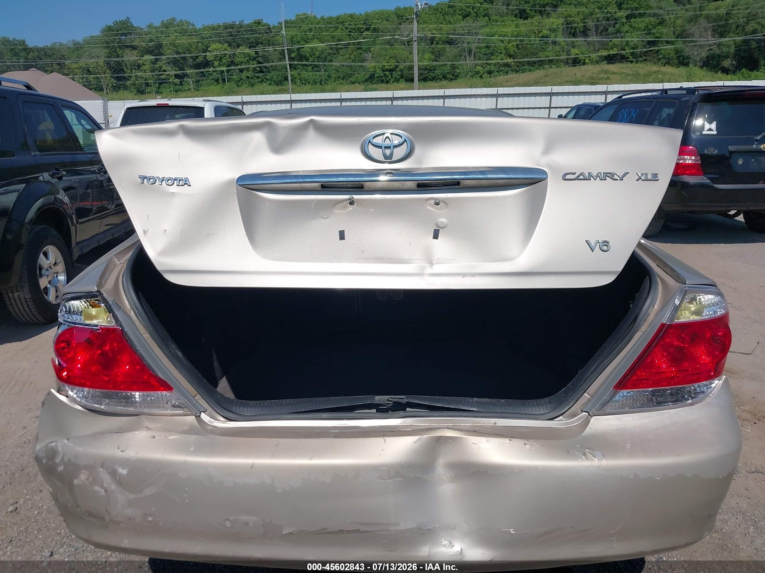 2005 Toyota Camry Xle V6 Tan vin: 4T1BF30K55U100925