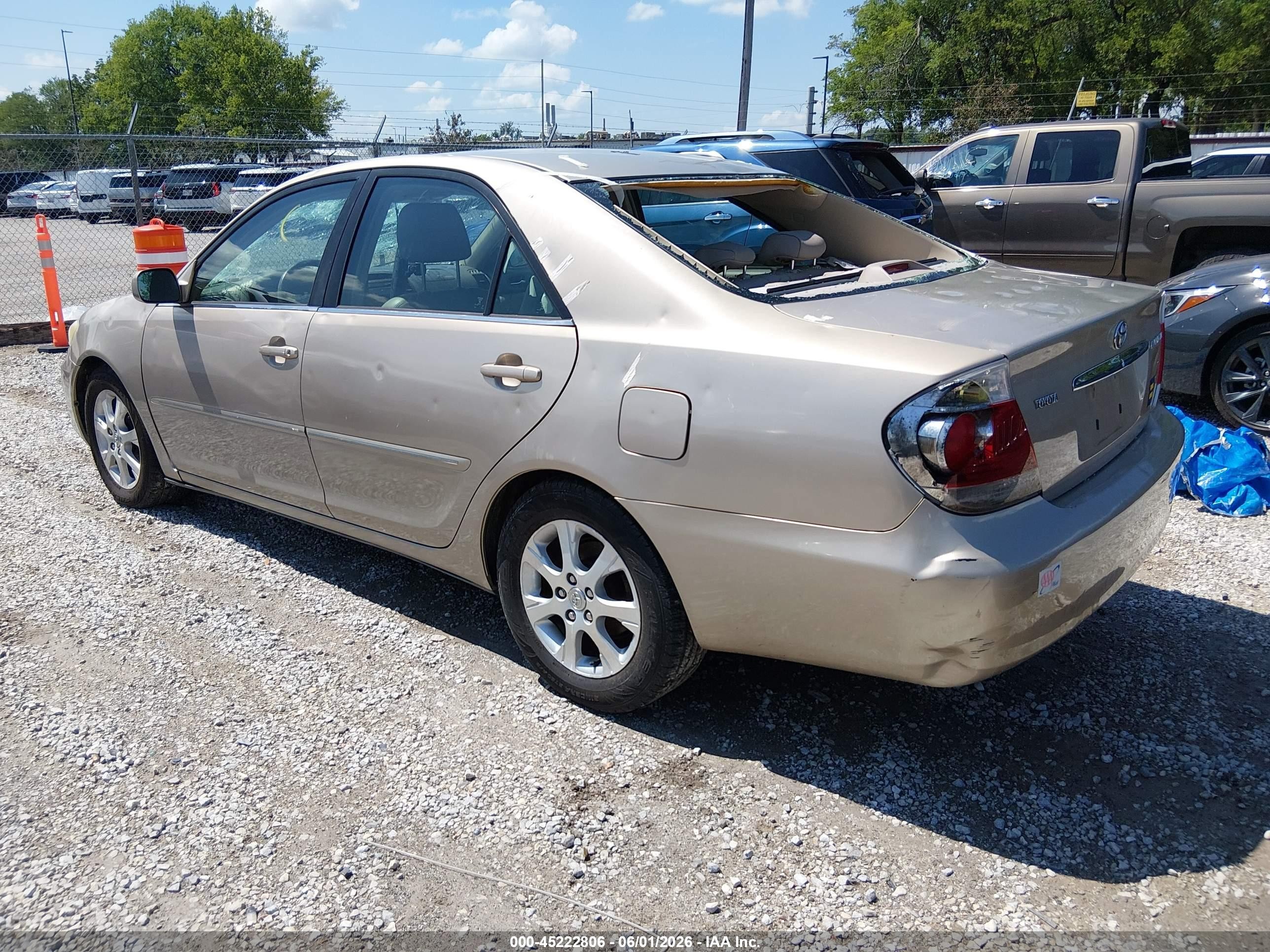 2005 Toyota Camry Xle V6 Золотой vin: 4T1BF30K55U600566