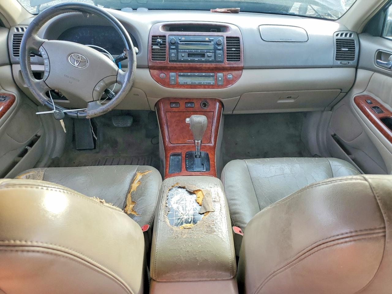2006 Toyota Camry Le Gray vin: 4T1BF30K56U621922