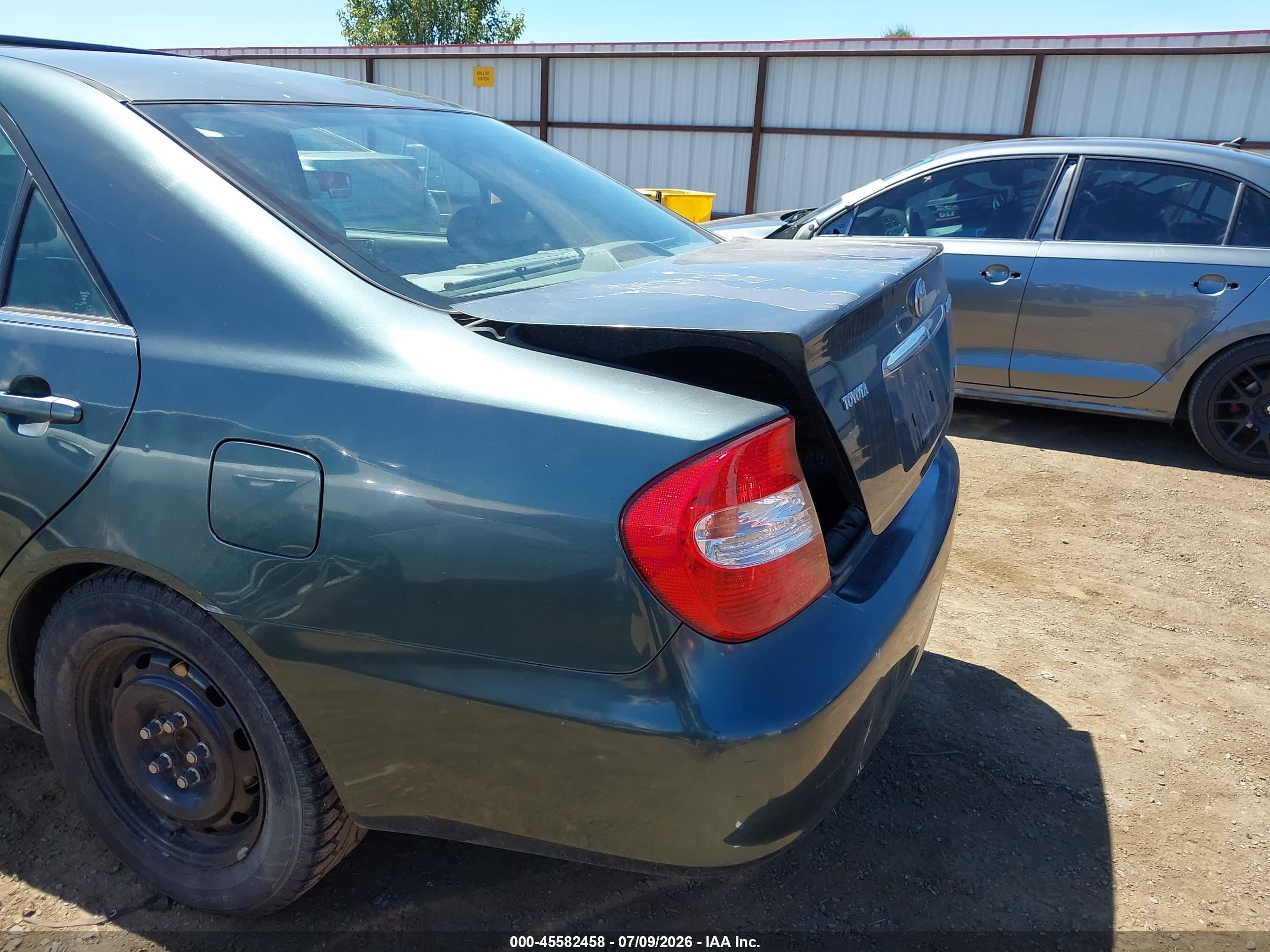2002 Toyota Camry Xle Gray vin: 4T1BF30K62U521175