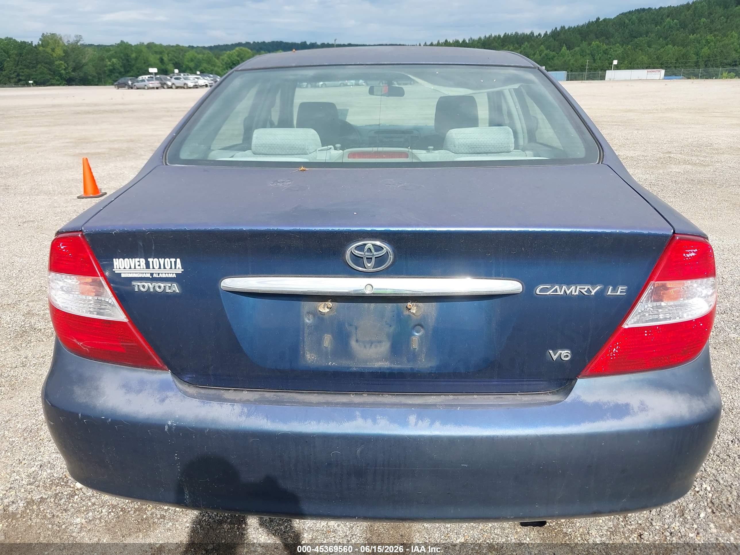 2002 Toyota Camry Le V6 Blue vin: 4T1BF30K62U527090
