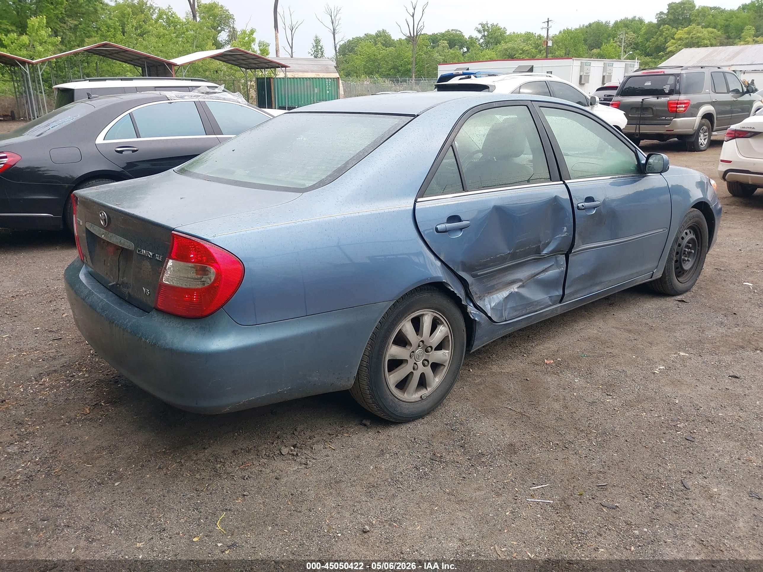 2002 Toyota Camry Xle V6 Blue vin: 4T1BF30K62U533004