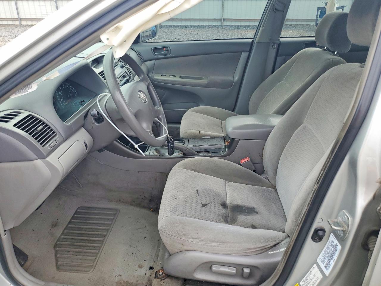 2003 Toyt Camry Silver vin: 4T1BF30K63U559152