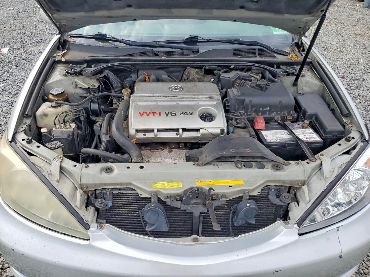 2003 Toyt Camry Silver vin: 4T1BF30K63U559152