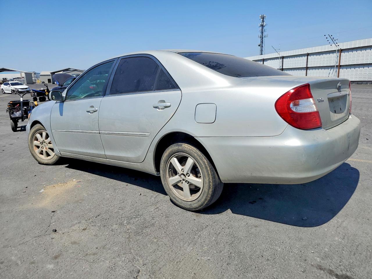 2003 Toyota Camry Xle Серебряный vin: 4T1BF30K63U564979