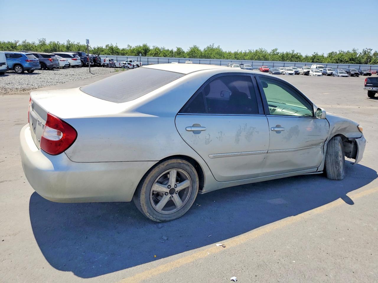 2003 Toyota Camry Xle Серебряный vin: 4T1BF30K63U564979