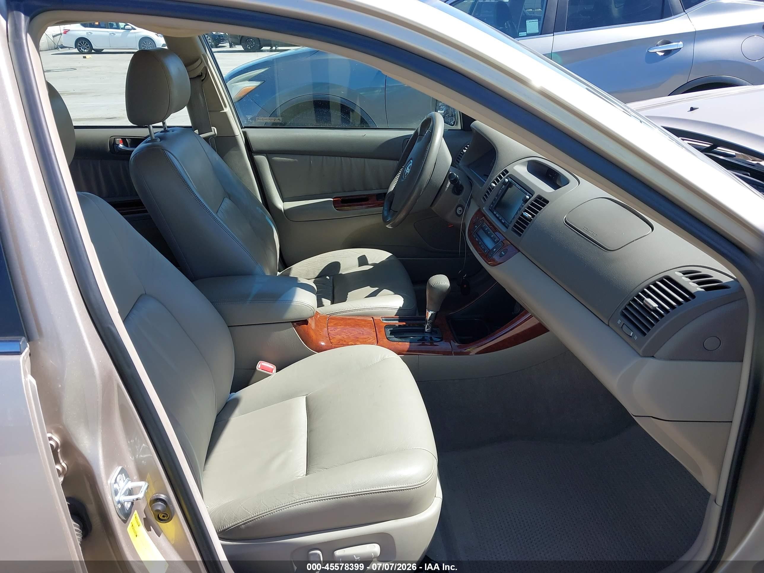 2004 Toyota Camry Xle V6 Beige vin: 4T1BF30K64U065181