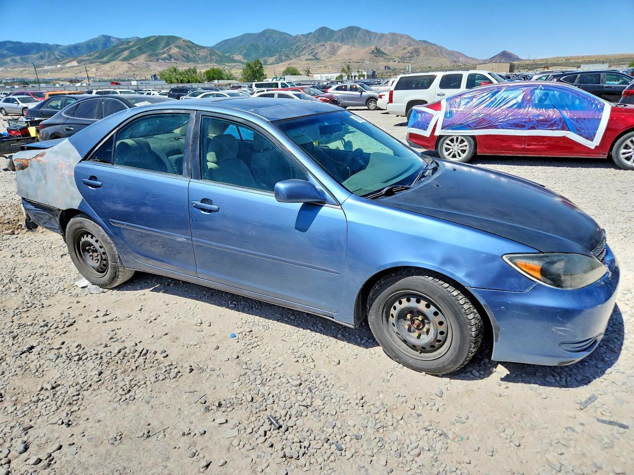2004 Toyota Camry Le V6 Blue vin: 4T1BF30K64U570606