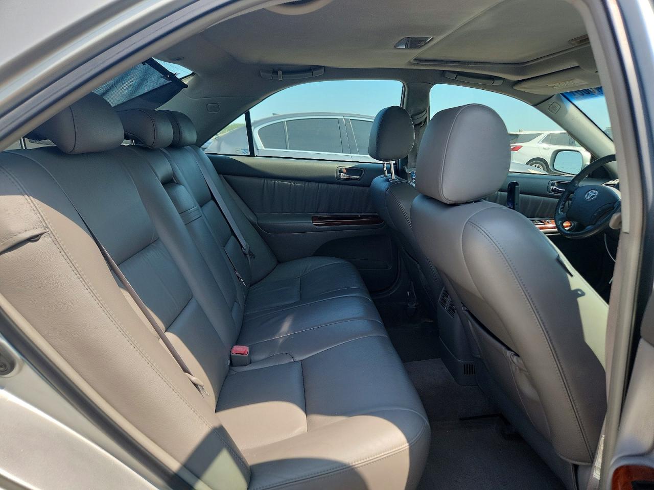 2005 Toyota Camry Xle V6 Silver vin: 4T1BF30K65U087893