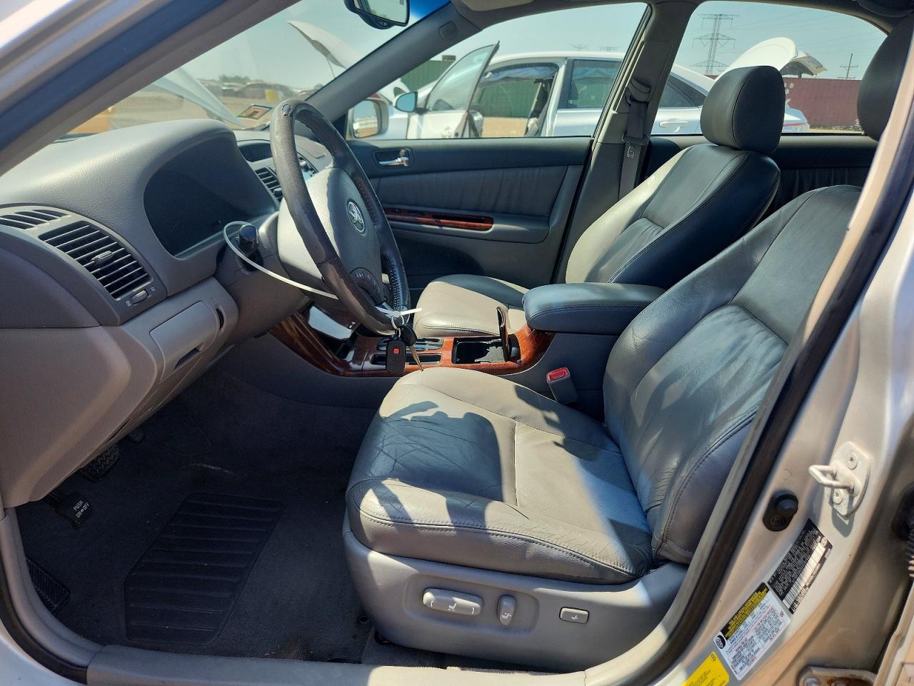 2005 Toyota Camry Xle V6 Silver vin: 4T1BF30K65U087893