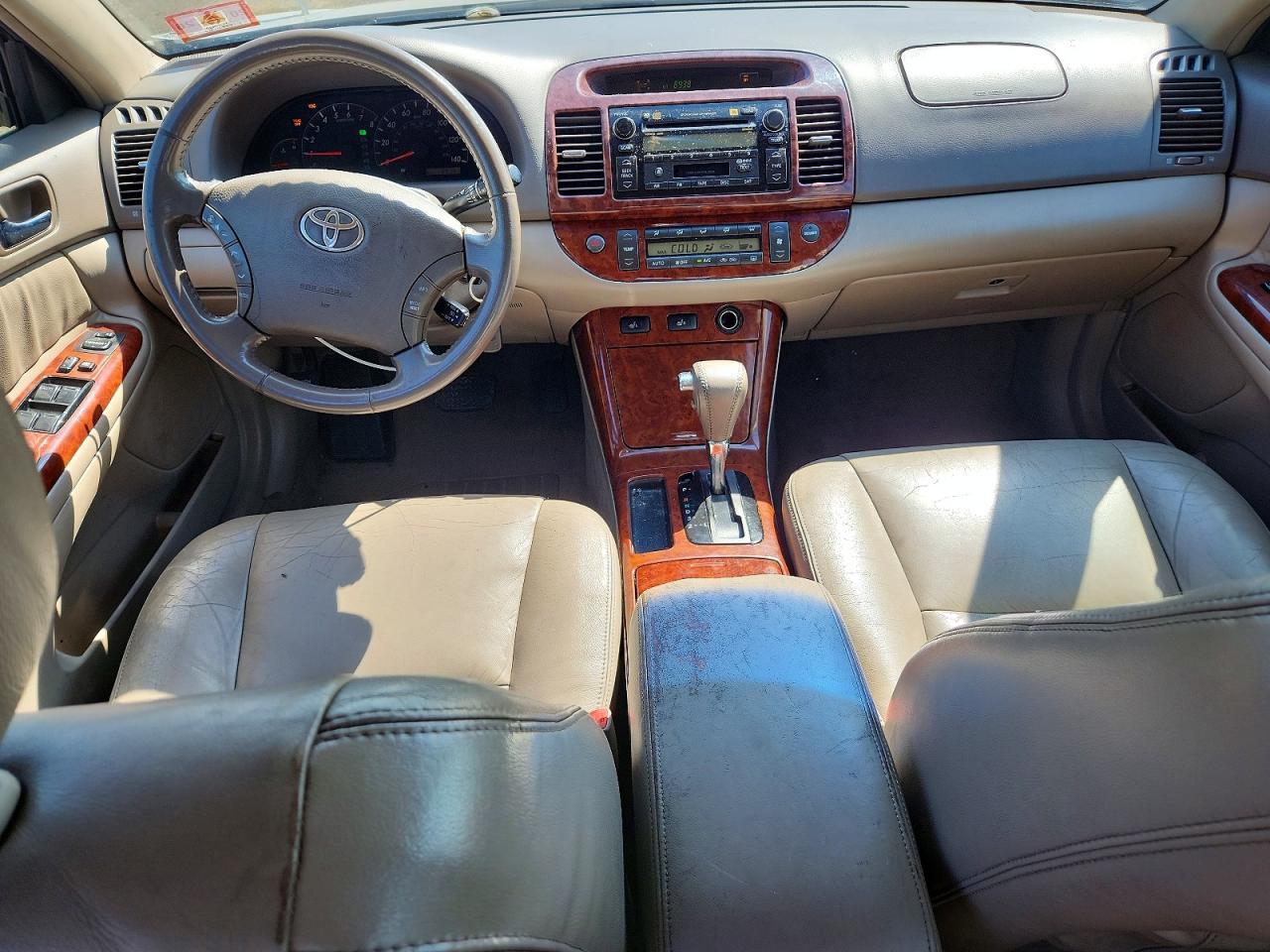 2005 Toyota Camry Xle V6 Gold vin: 4T1BF30K65U102845