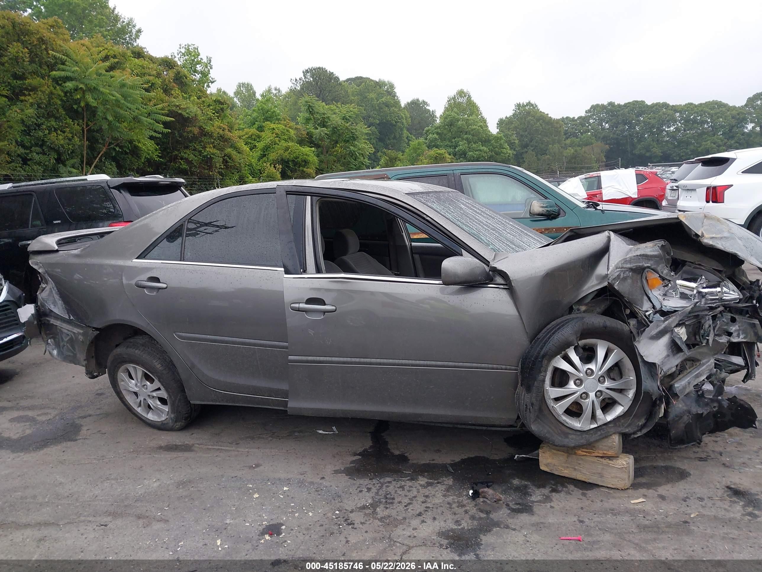 2005 Toyota Camry Le V6 Gray vin: 4T1BF30K65U595264