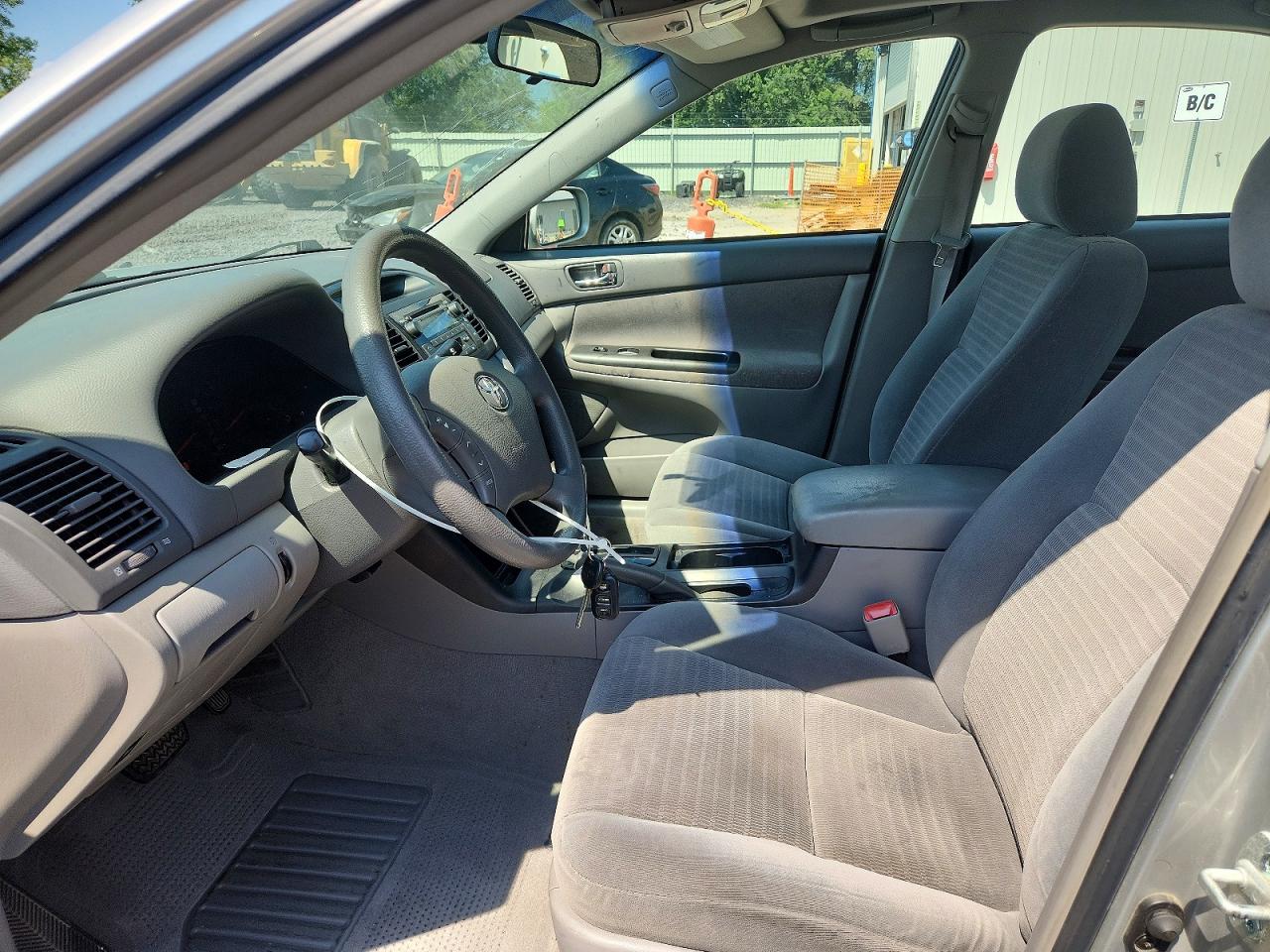 2005 Toyota Camry Le V6 Silver vin: 4T1BF30K65U620194