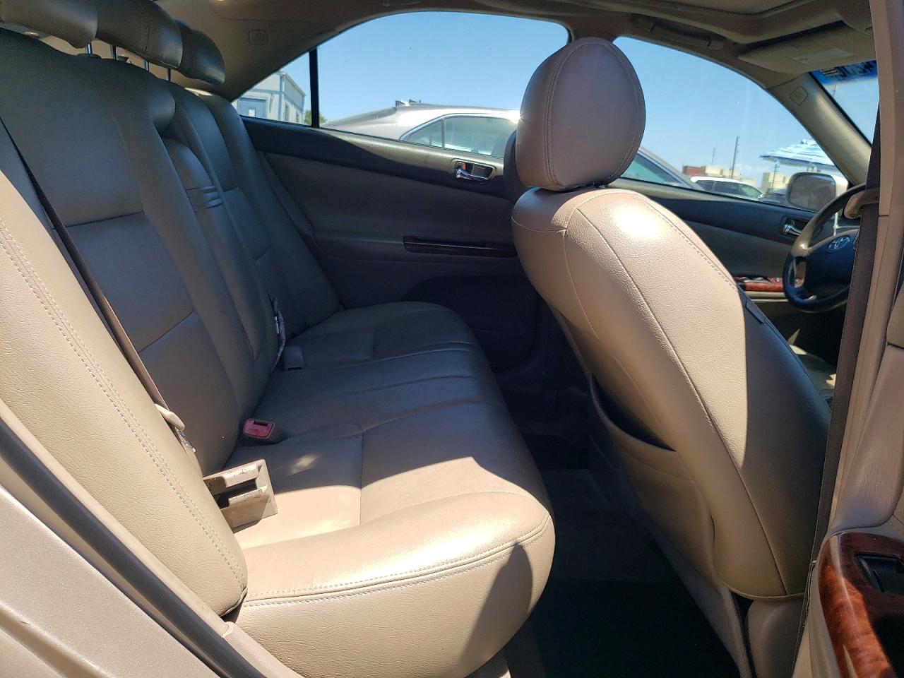 2006 Toyota Camry Le V6 Cream vin: 4T1BF30K66U117587