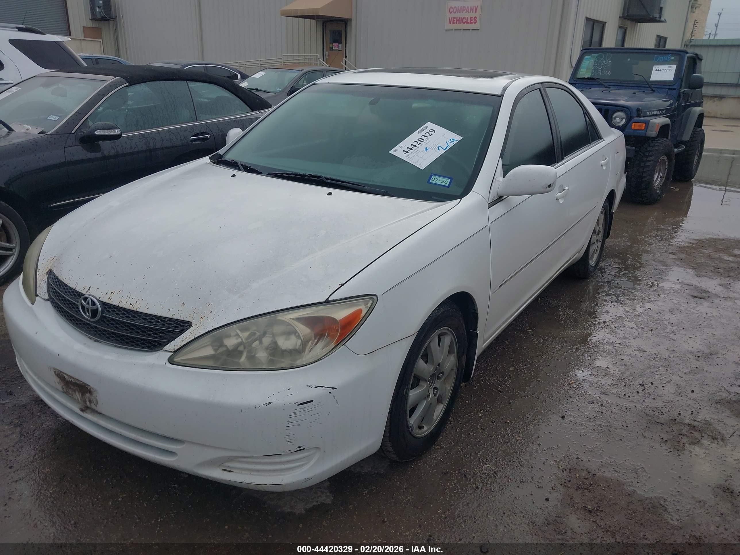 2002 Toyota Camry Xle V6 White vin: 4T1BF30K72U030503