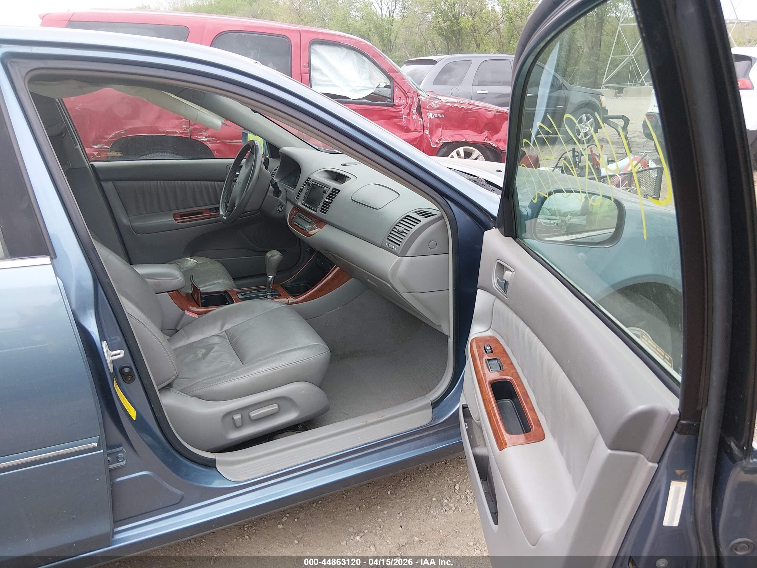 2002 Toyota Camry Xle V6 Light Blue vin: 4T1BF30K72U516700