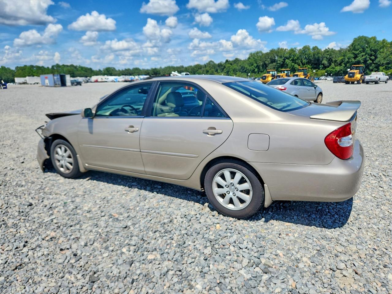2002 Toyota Camry Xle V6 Gold vin: 4T1BF30K72U533366