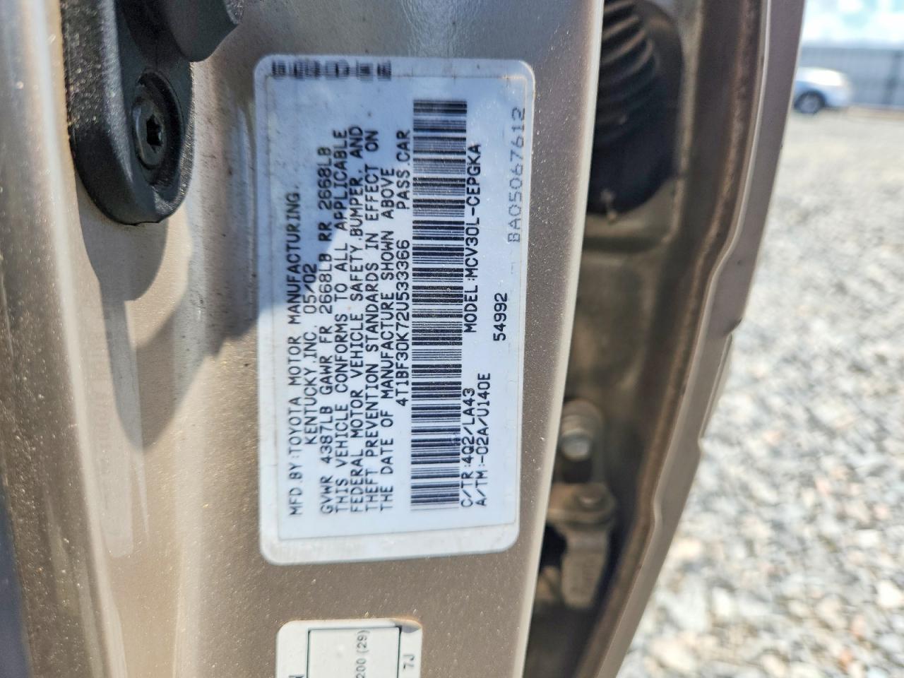 2002 Toyota Camry Xle V6 Gold vin: 4T1BF30K72U533366