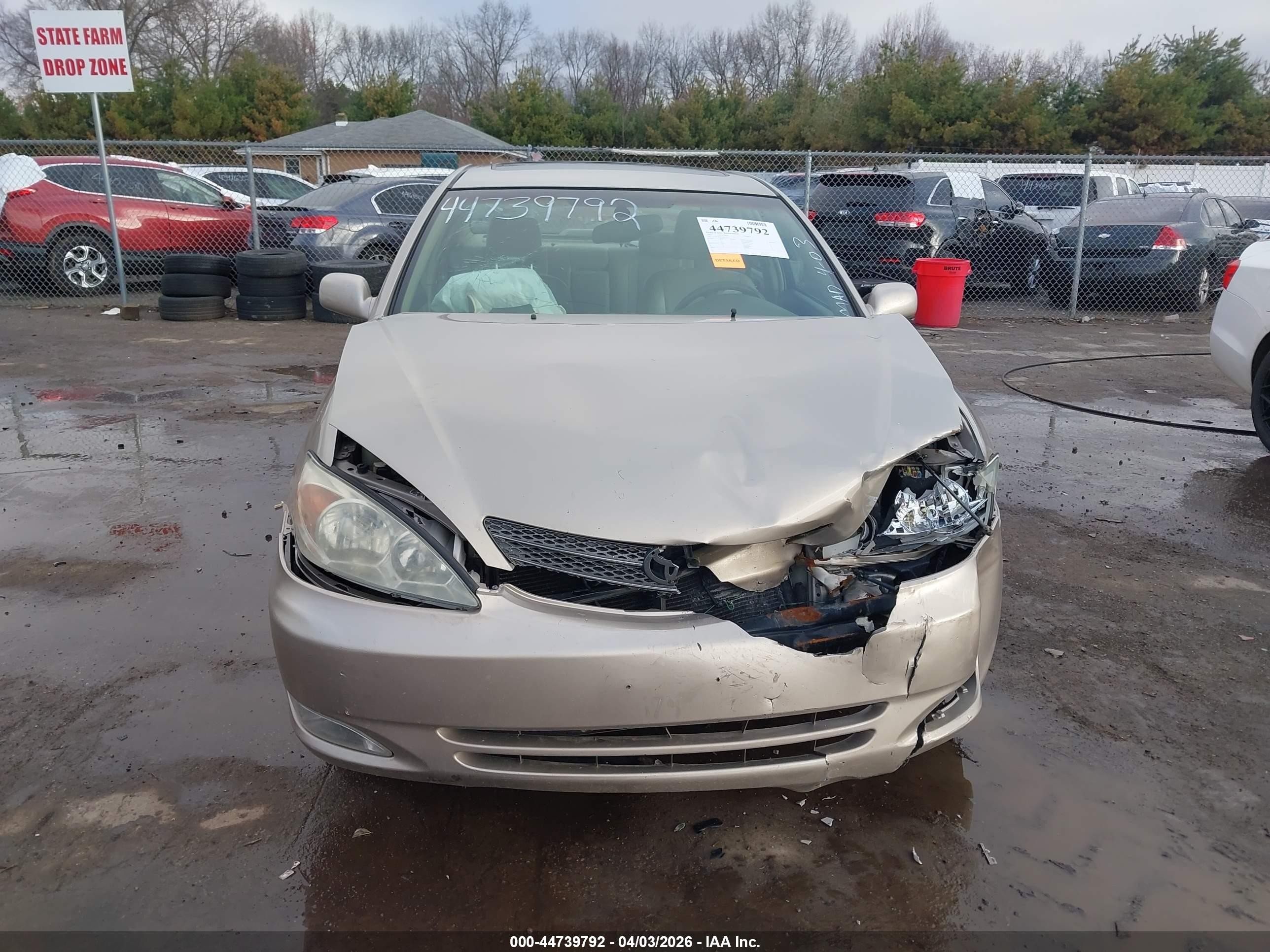 2003 Toyota Camry Xle V6 Gold vin: 4T1BF30K73U055127