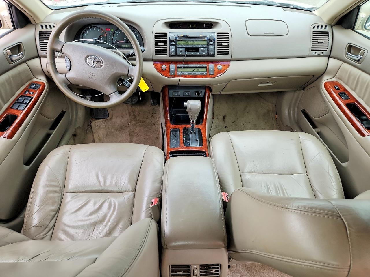 2004 Toyota Camry Tan vin: 4T1BF30K74U077999