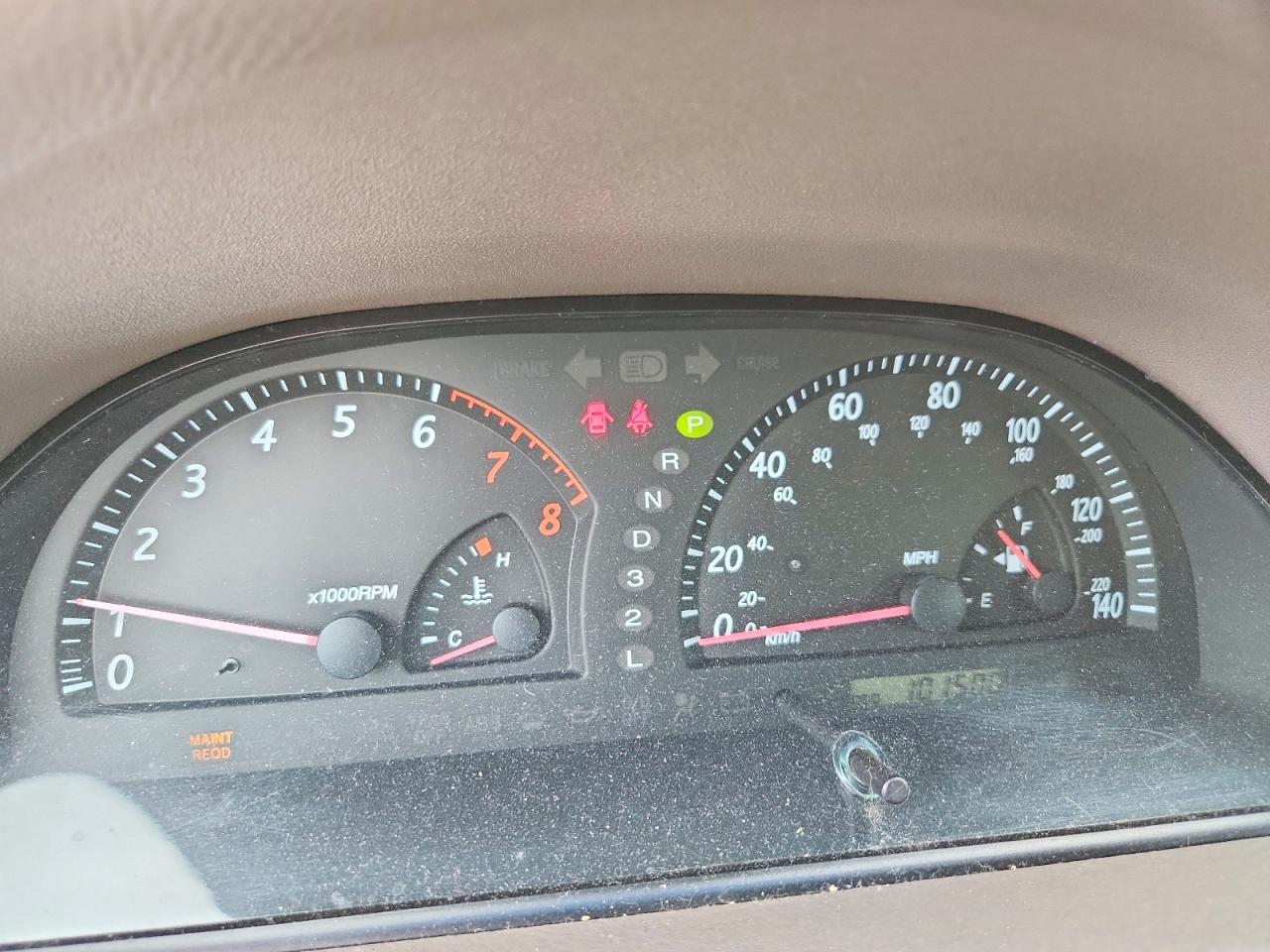 2004 Toyota Camry Tan vin: 4T1BF30K74U077999