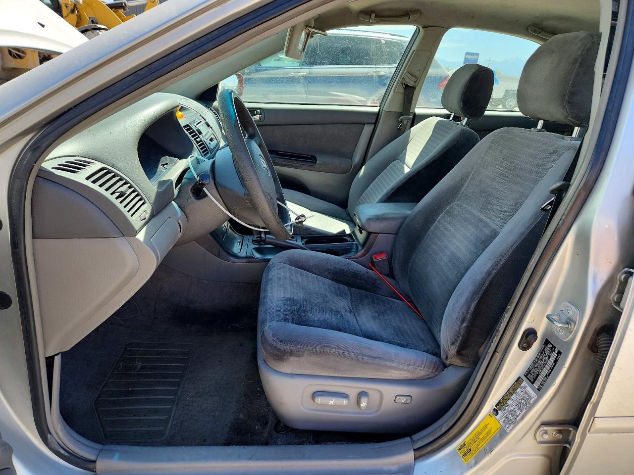 2005 Toyota Camry Le V6 Silver vin: 4T1BF30K75U110436