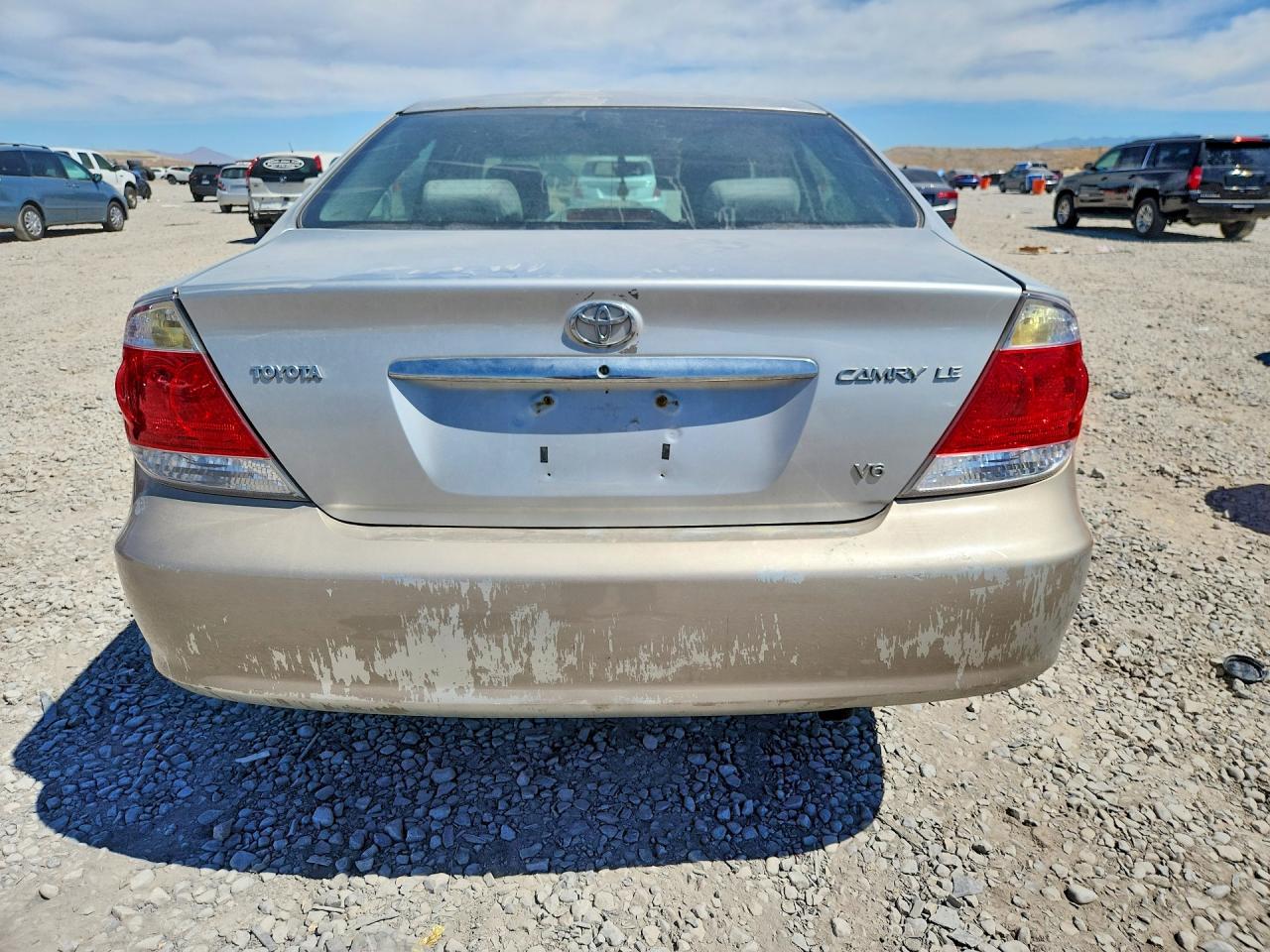 2005 Toyota Camry Le V6 Silver vin: 4T1BF30K75U110436