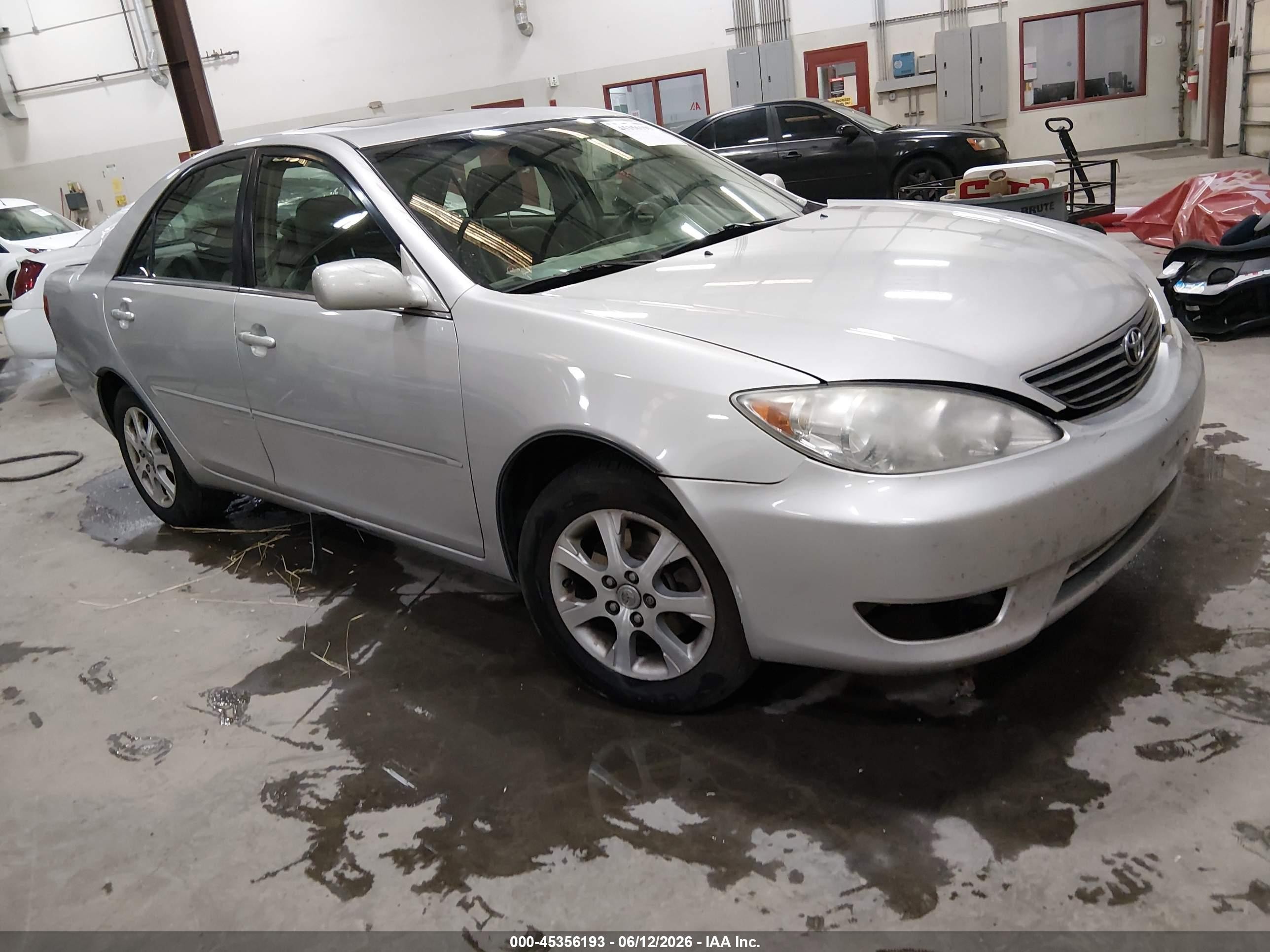 2005 Toyota Camry Xle V6 Silver vin: 4T1BF30K75U606613
