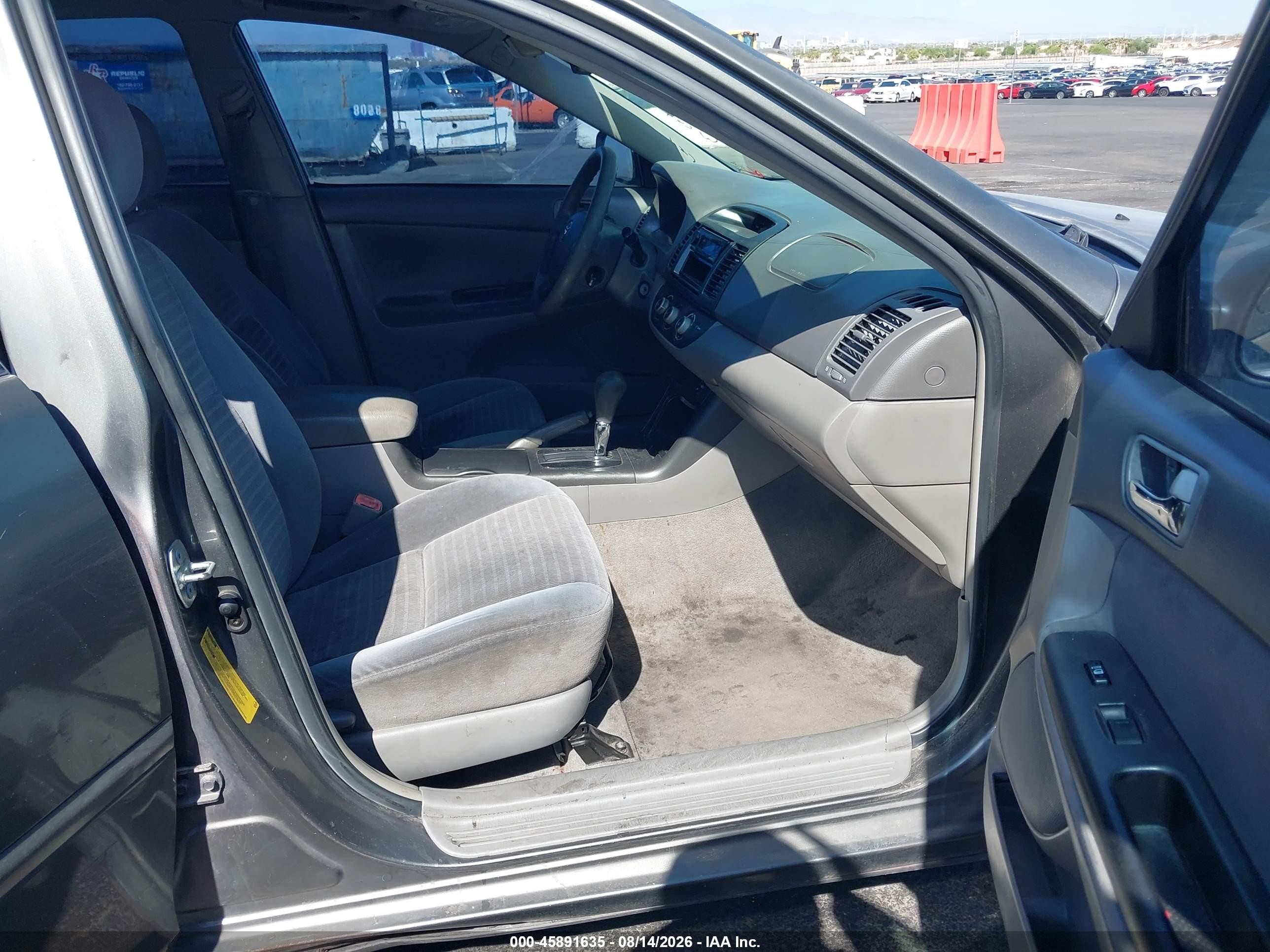 2005 Toyota Camry Le V6 Gray vin: 4T1BF30K75U610080