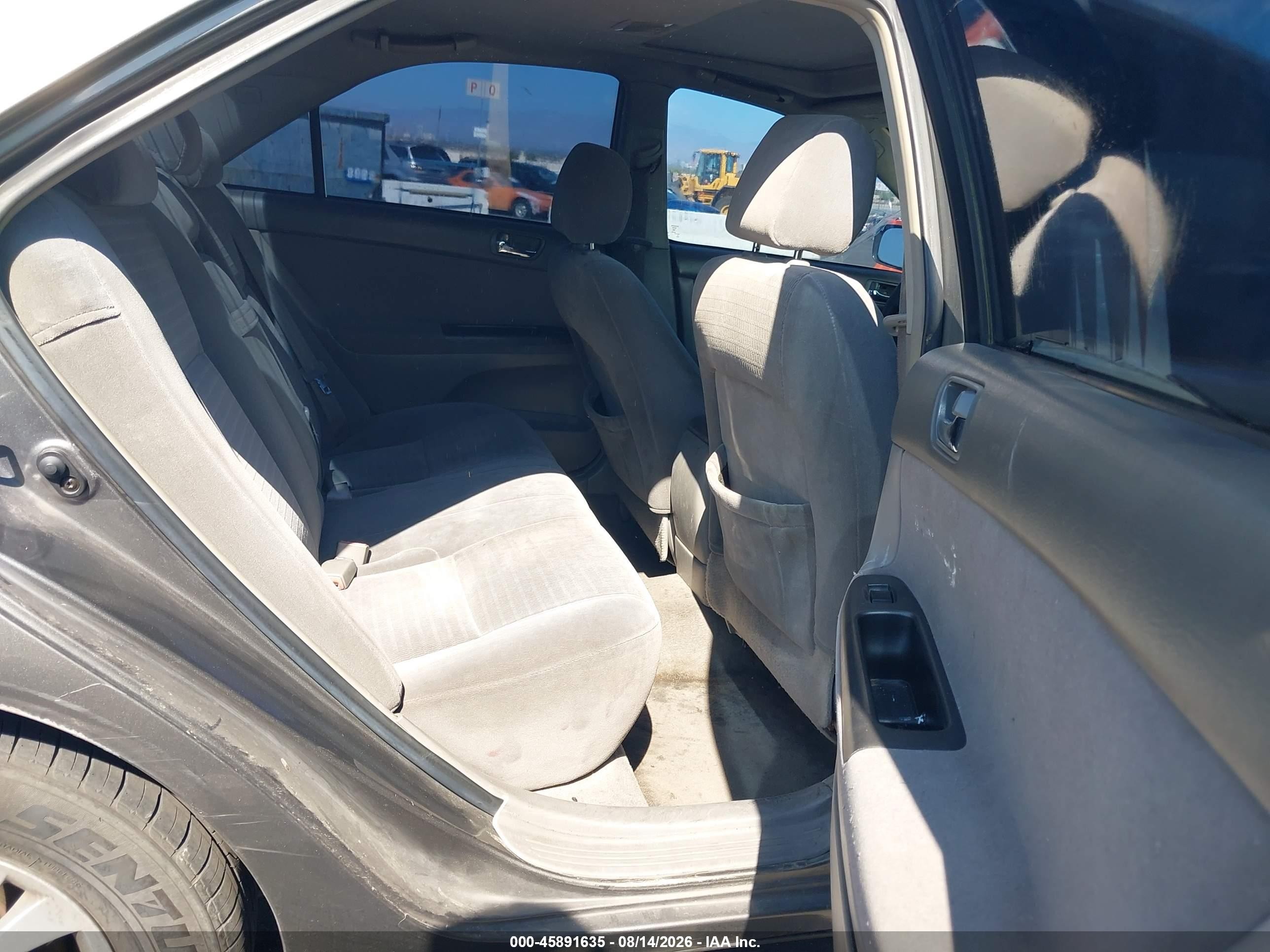 2005 Toyota Camry Le V6 Gray vin: 4T1BF30K75U610080