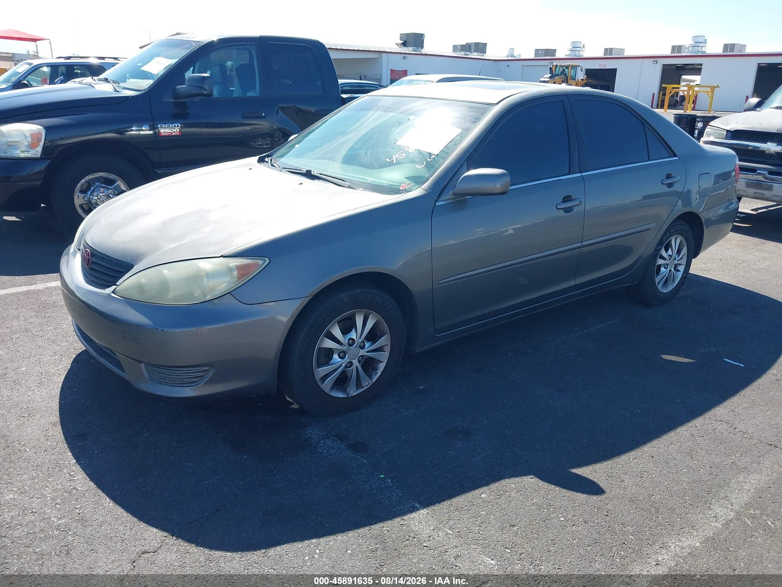 2005 Toyota Camry Le V6 Gray vin: 4T1BF30K75U610080