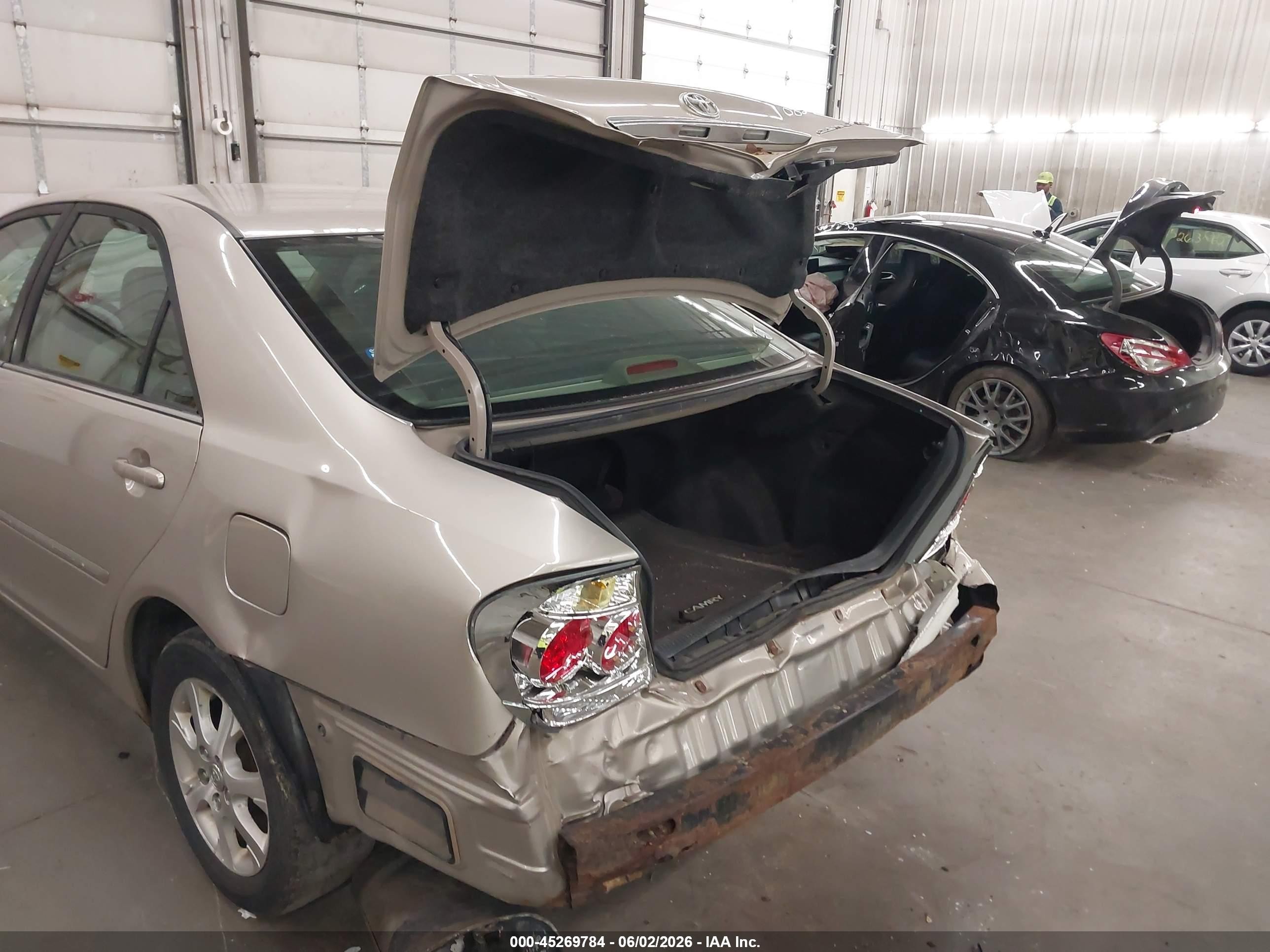 2006 Toyota Camry Xle V6 Tan vin: 4T1BF30K76U120028