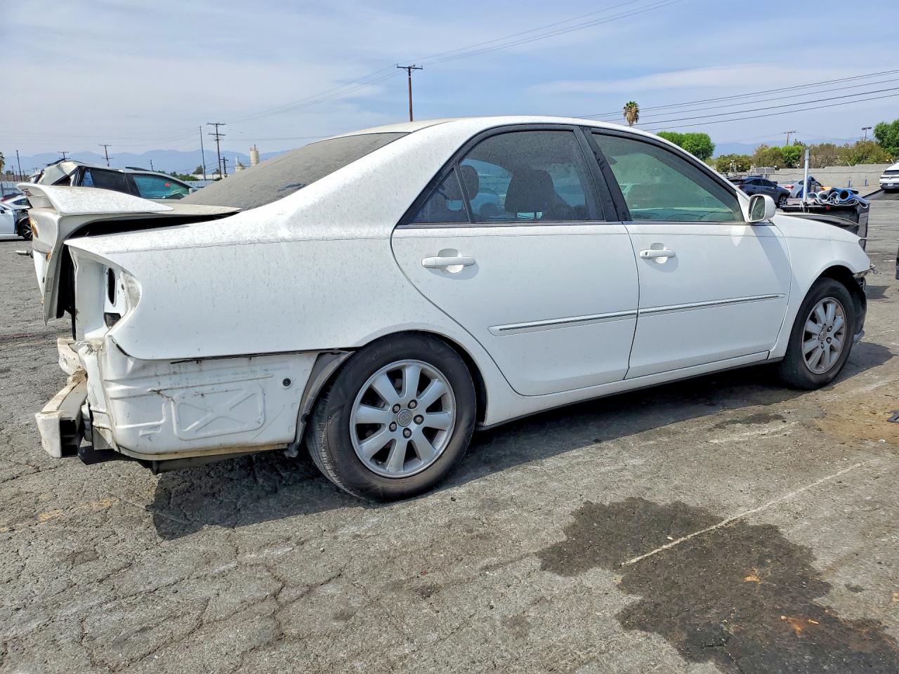 2003 Toyota Camry Xle V6 White vin: 4T1BF30K83U054410