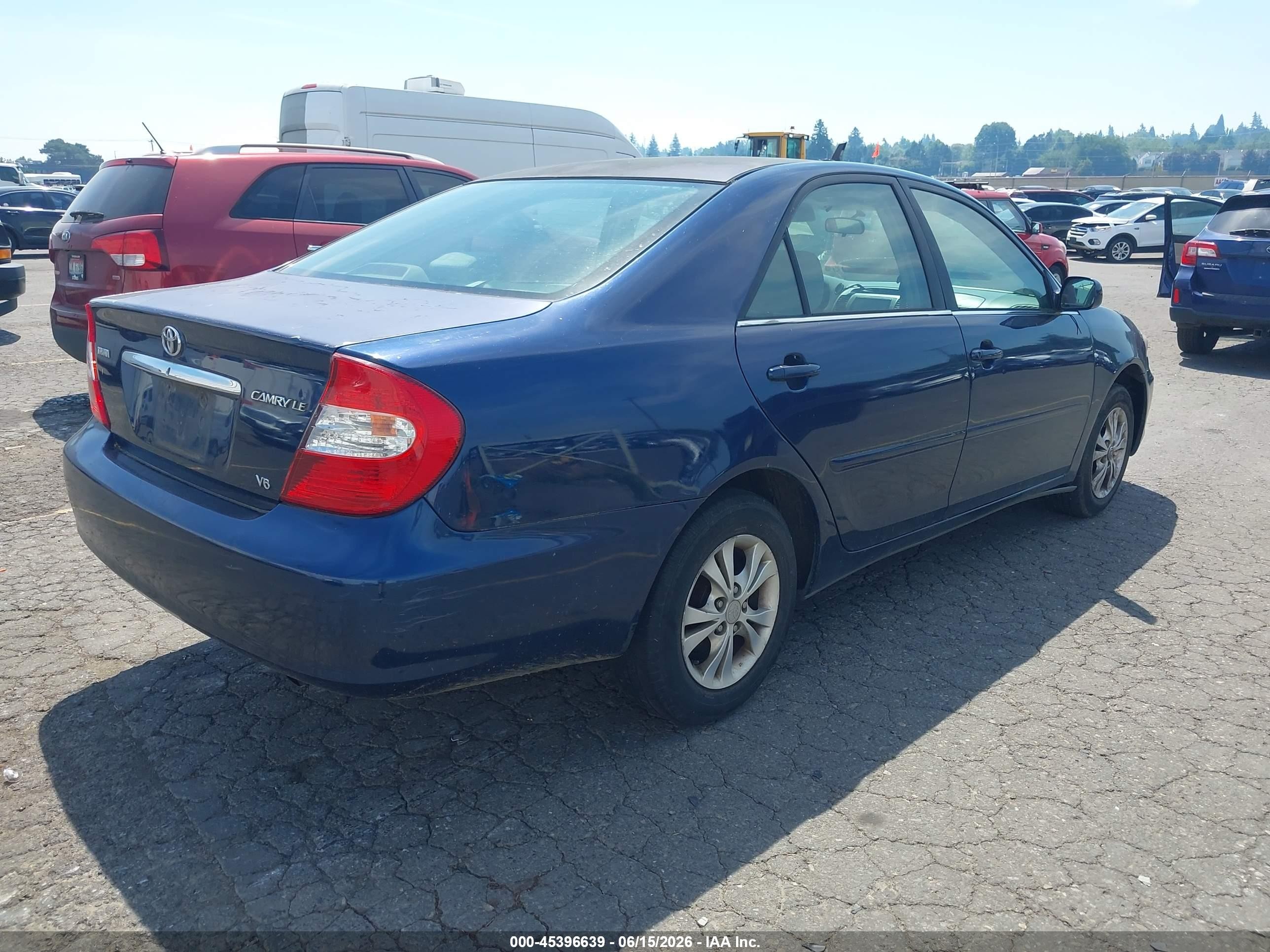 2004 Toyota Camry Le V6 Синий vin: 4T1BF30K84U064551